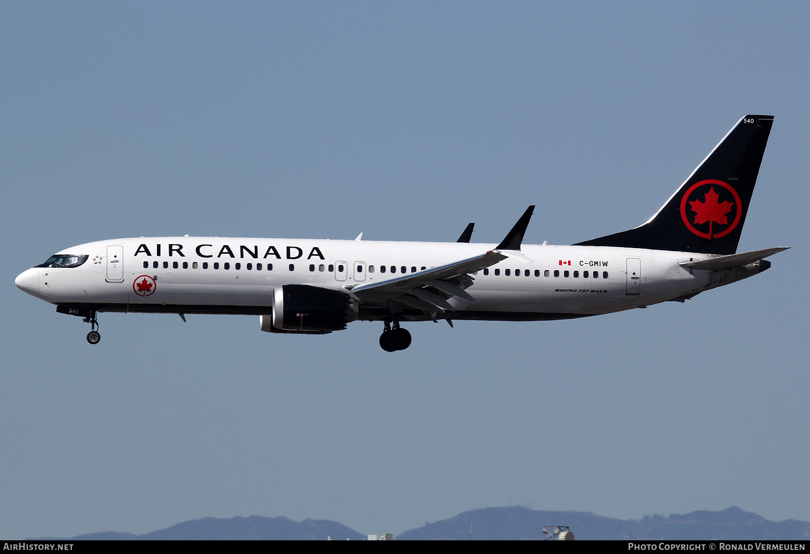 Aircraft Photo of C-GMIW | Boeing 737-8 Max 8 | Air Canada | AirHistory.net #682911