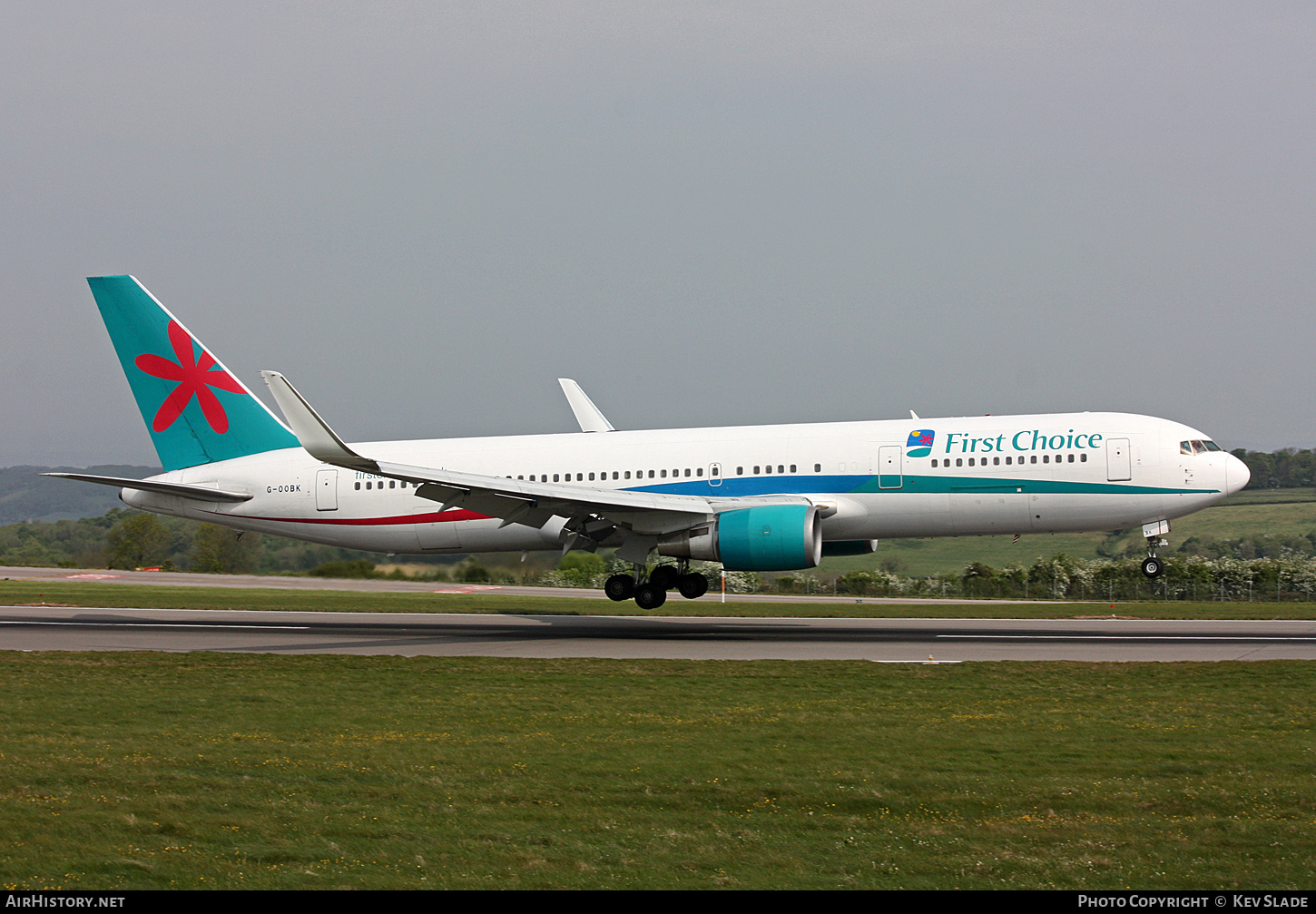Aircraft Photo of G-OOBK | Boeing 767-324/ER | First Choice Airways | AirHistory.net #682933
