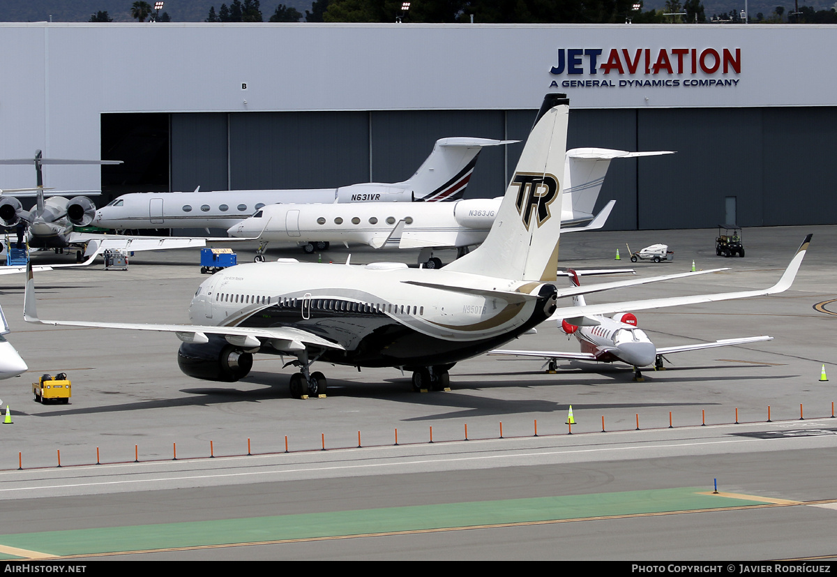 Aircraft Photo of N950TR | Boeing 737-7CG BBJ | Tony Robbins | AirHistory.net #683014