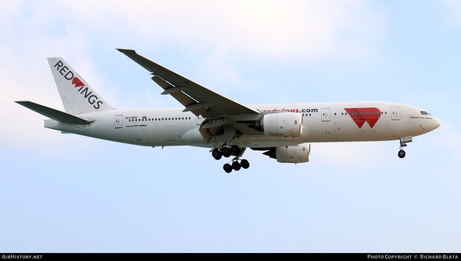 Aircraft Photo of RA-73331 | Boeing 777-21H/ER | Red Wings | AirHistory.net #683111