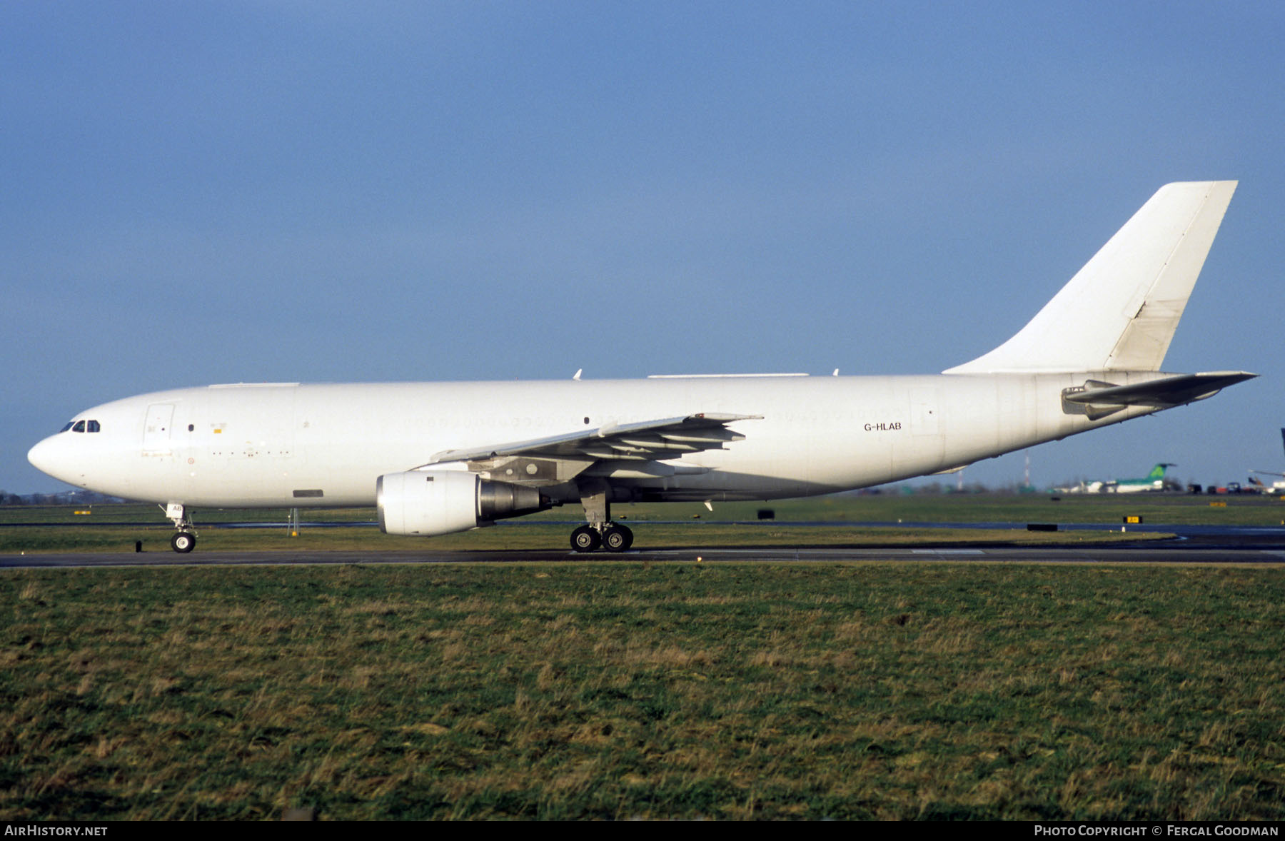 Aircraft Photo of G-HLAB | Airbus A300B4-203(F) | HeavyLift Cargo Airlines | AirHistory.net #683149