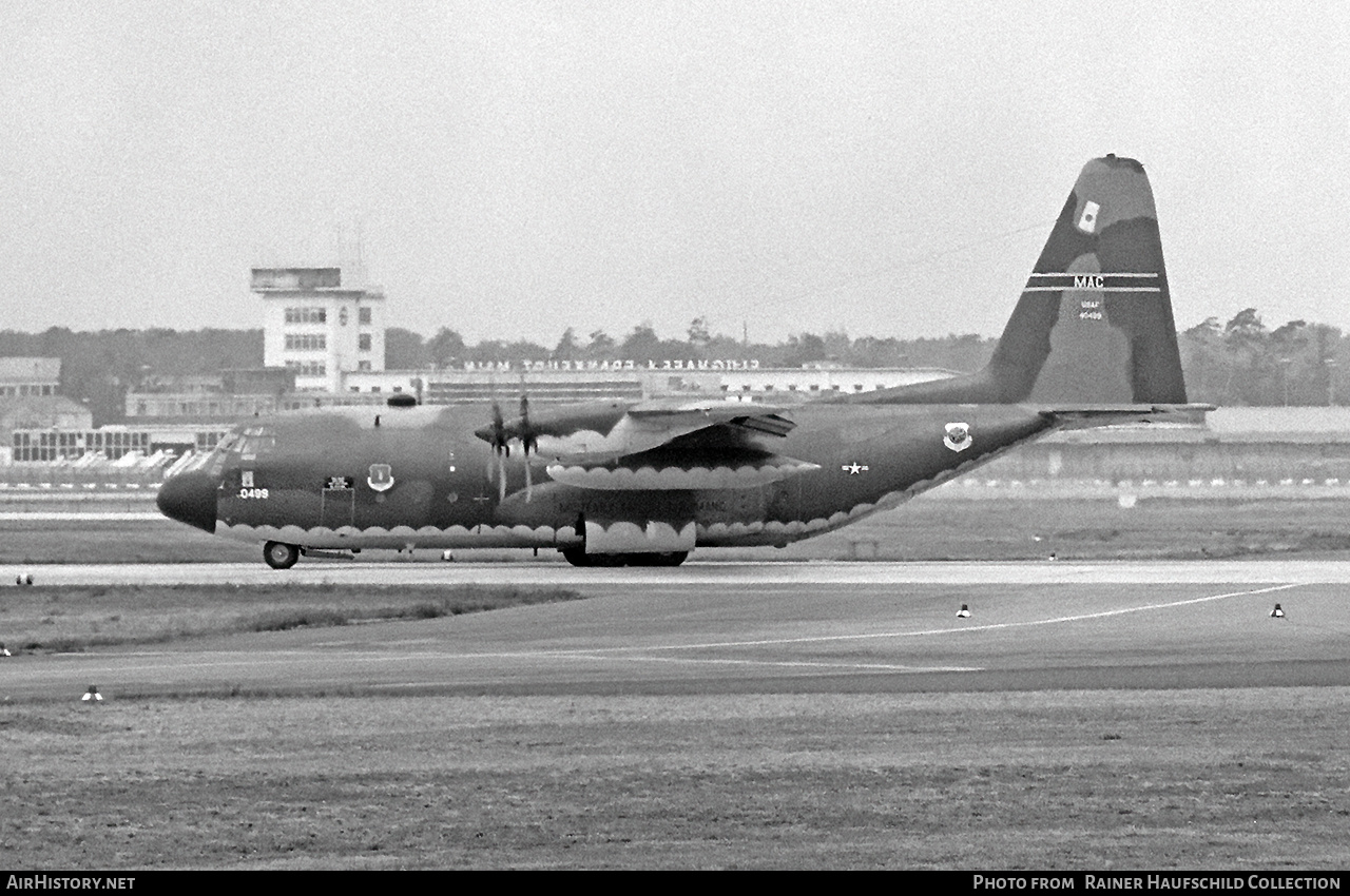 Aircraft Photo of 64-0499 | Lockheed C-130E Hercules (L-382) | USA - Air Force | AirHistory.net #683251