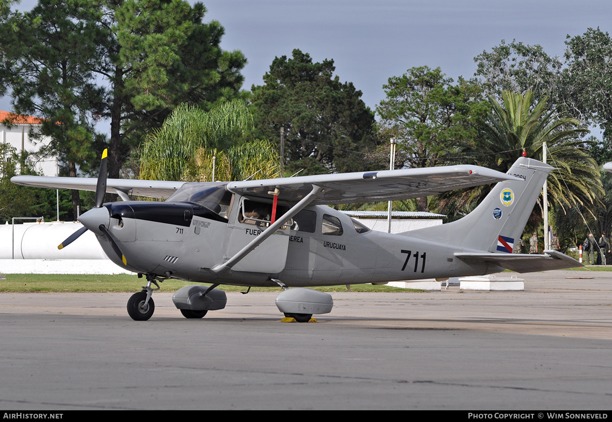 Aircraft Photo of 711 | Cessna 206H Stationair | Uruguay - Air Force | AirHistory.net #683267