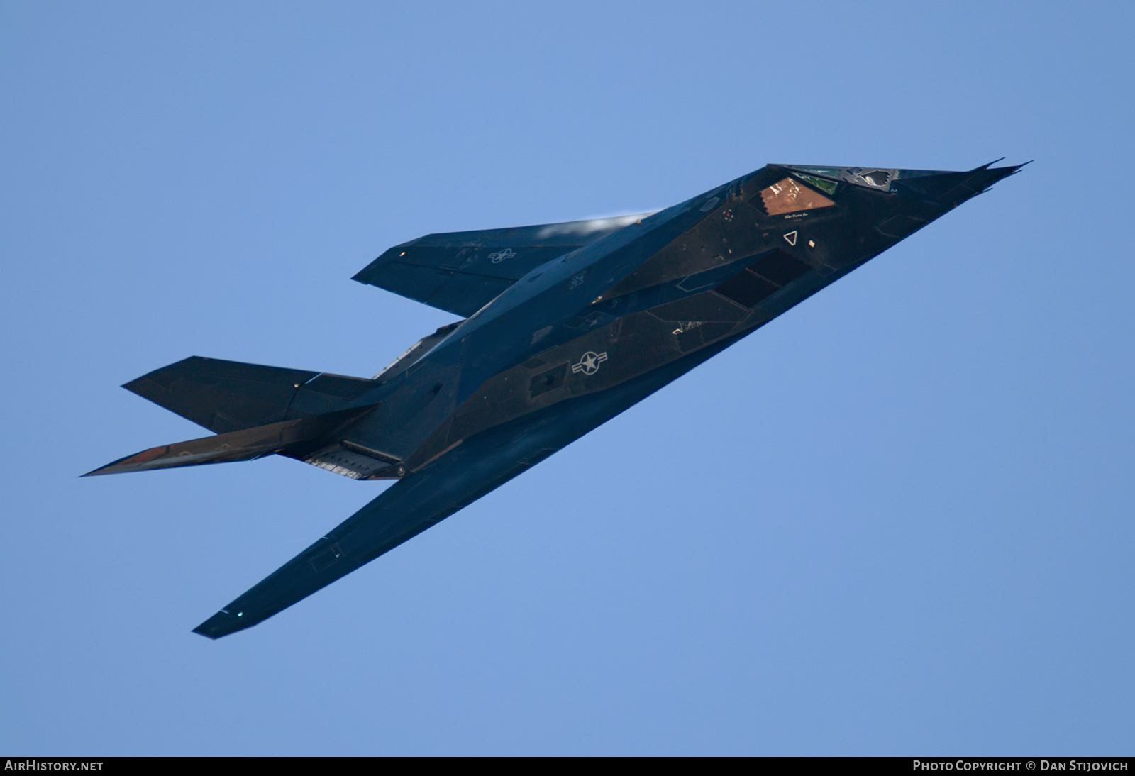 Aircraft Photo of 85-0833 / AF85-833 | Lockheed F-117A Nighthawk | USA - Air Force | AirHistory.net #683291