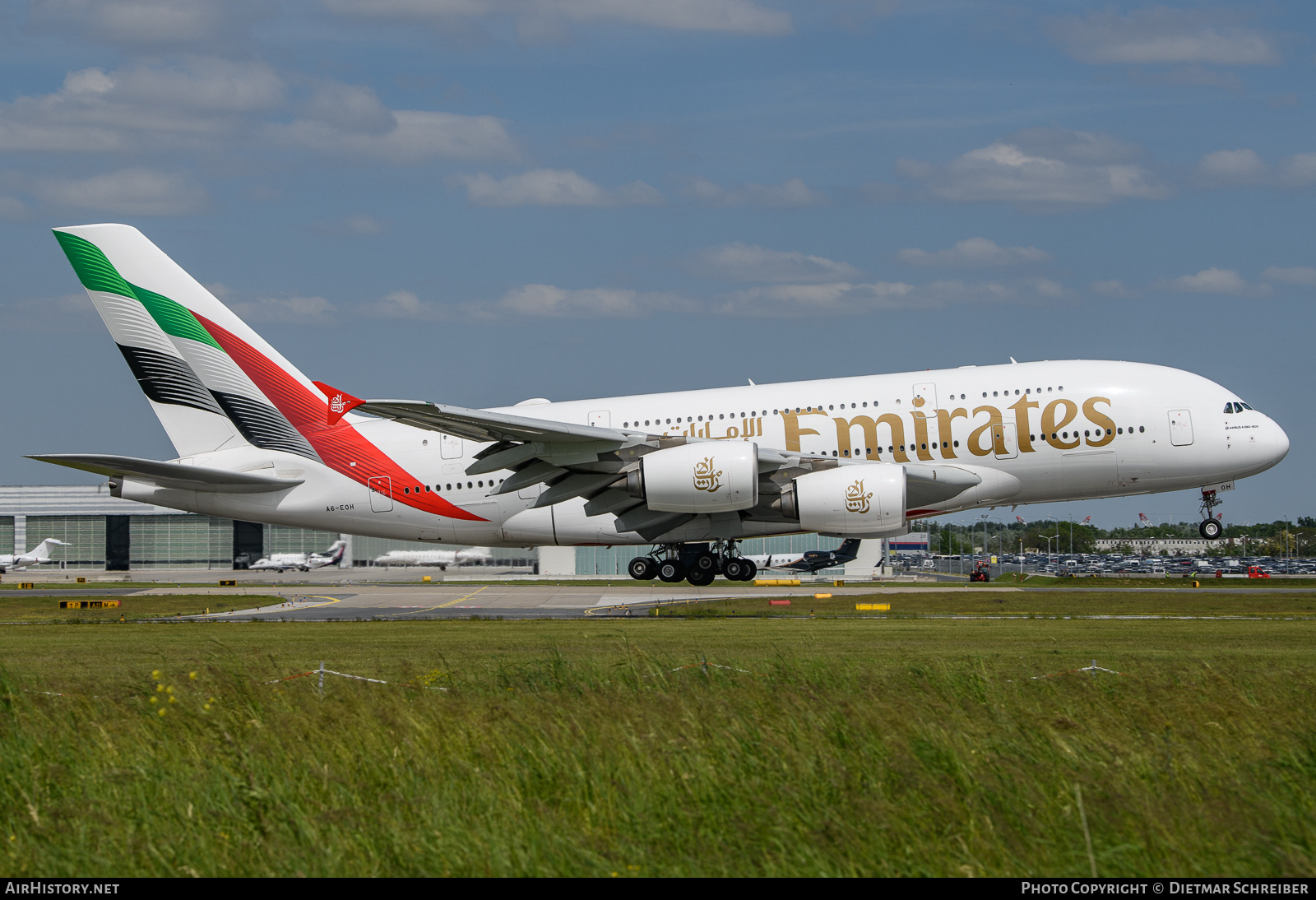 Aircraft Photo of A6-EOH | Airbus A380-861 | Emirates | AirHistory.net #683322