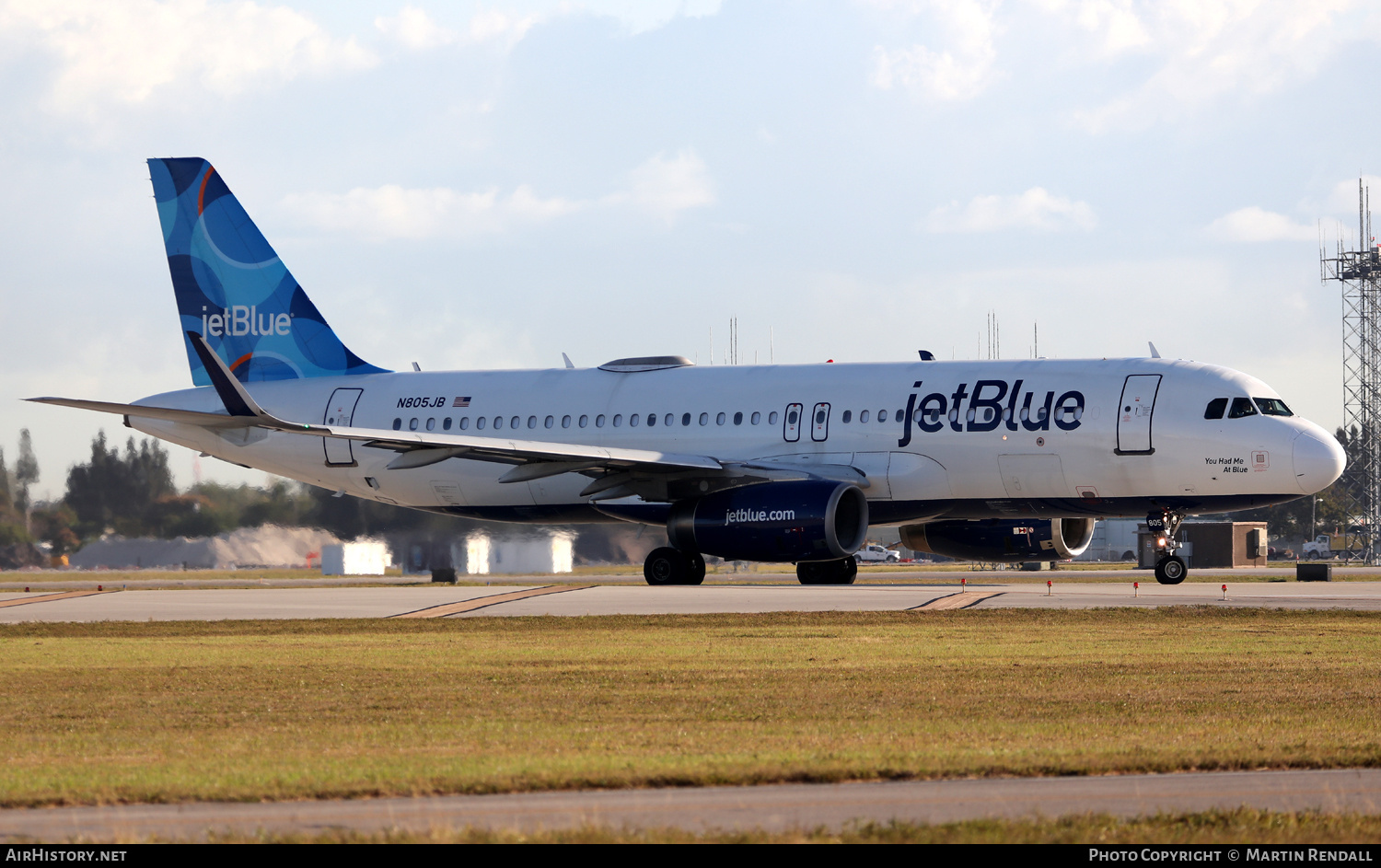 Aircraft Photo of N805JB | Airbus A320-232 | JetBlue Airways | AirHistory.net #683366