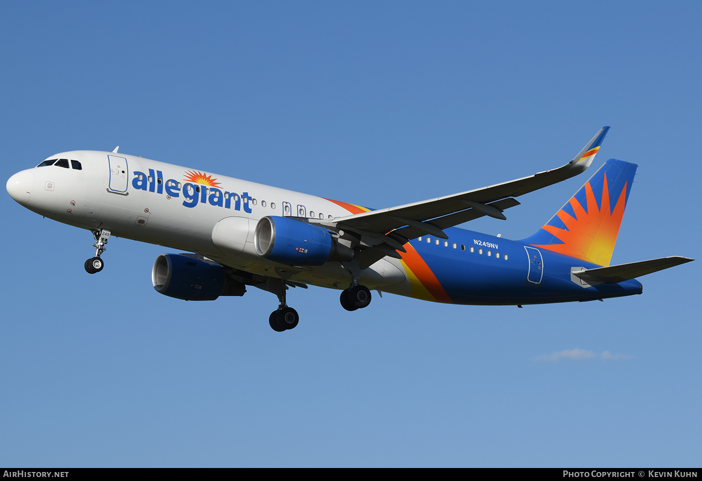 Aircraft Photo of N249NV | Airbus A320-214 | Allegiant Air | AirHistory.net #683369