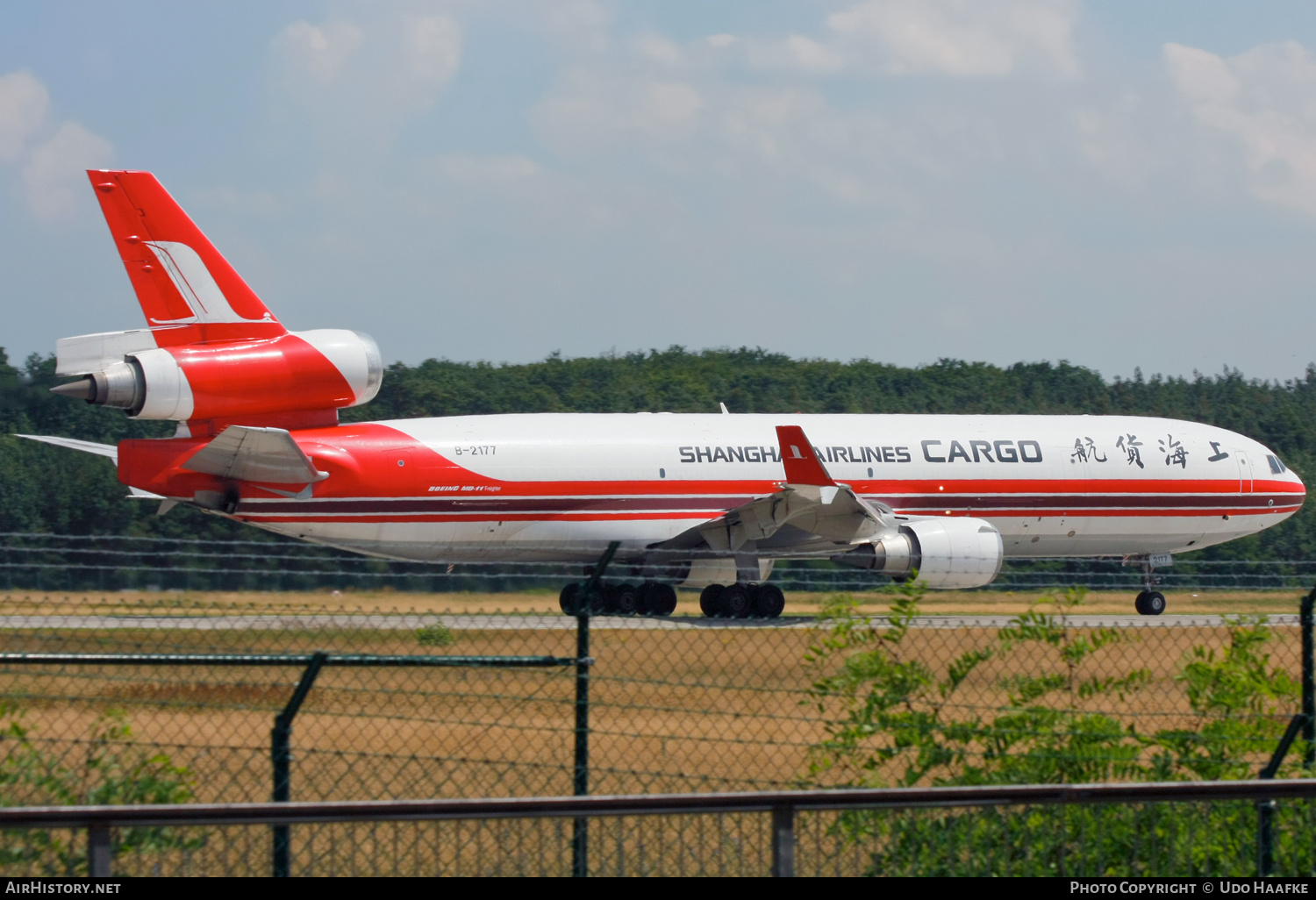 Aircraft Photo of B-2177 | McDonnell Douglas MD-11/F | Shanghai Airlines Cargo | AirHistory.net #683498