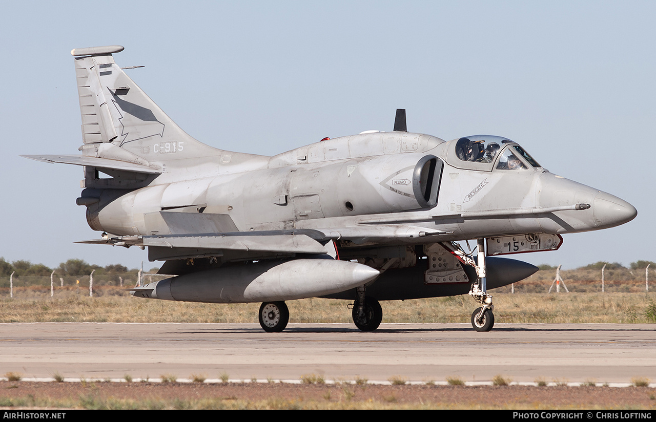Aircraft Photo of C-915 | McDonnell Douglas A-4AR Skyhawk | Argentina - Air Force | AirHistory.net #683542