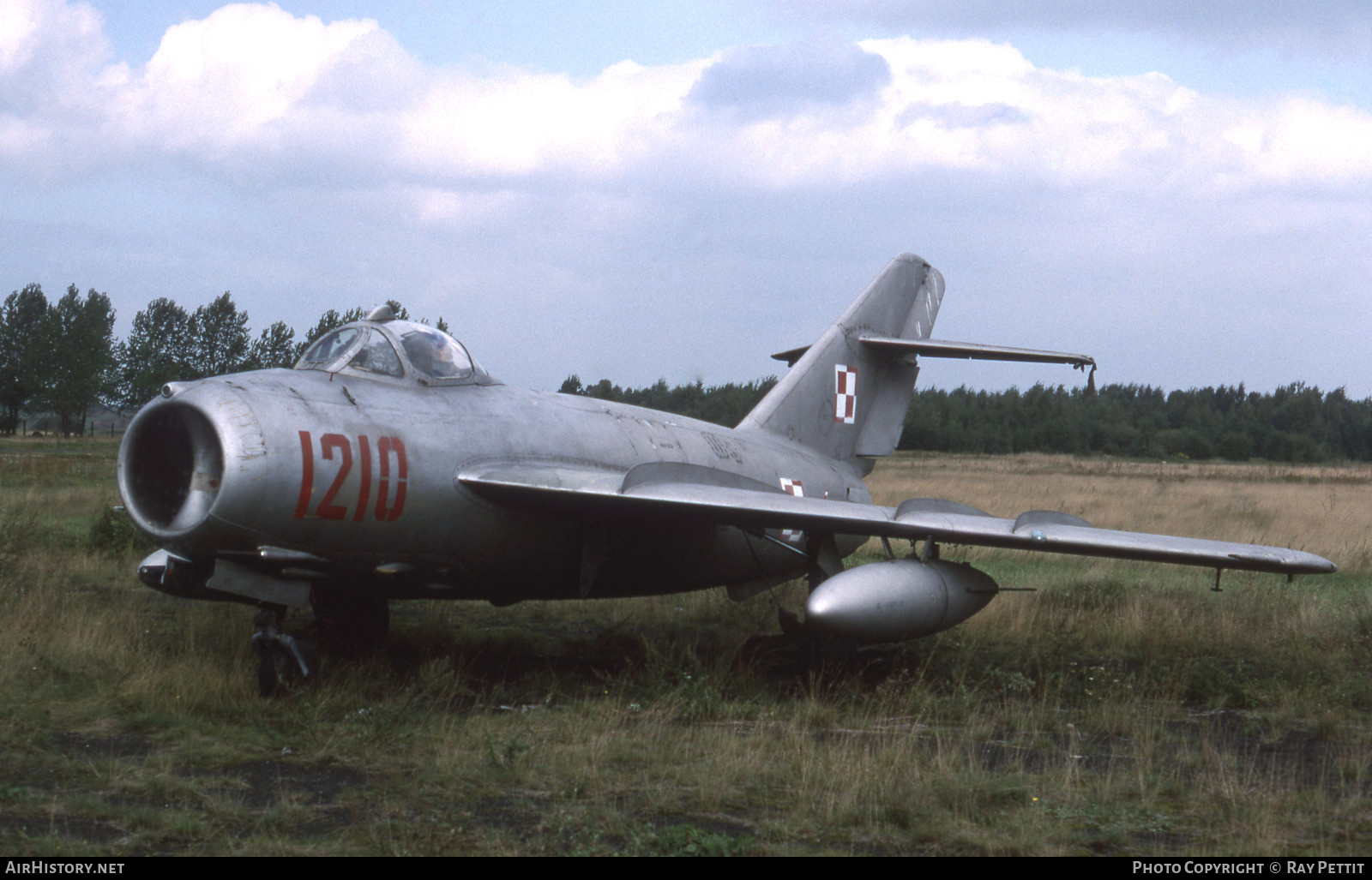 Aircraft Photo of 1210 | PZL-Mielec Lim-5 | Poland - Air Force | AirHistory.net #683585