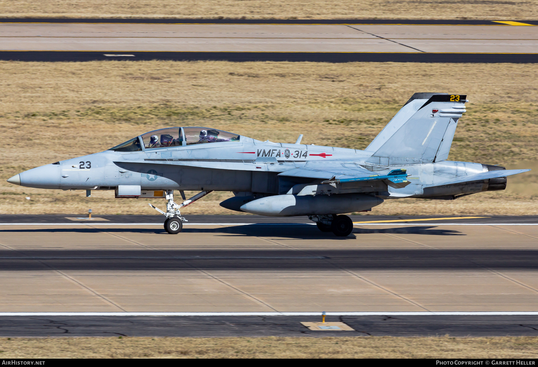 Aircraft Photo of 164043 | McDonnell Douglas F/A-18D Hornet | USA - Marines | AirHistory.net #683638