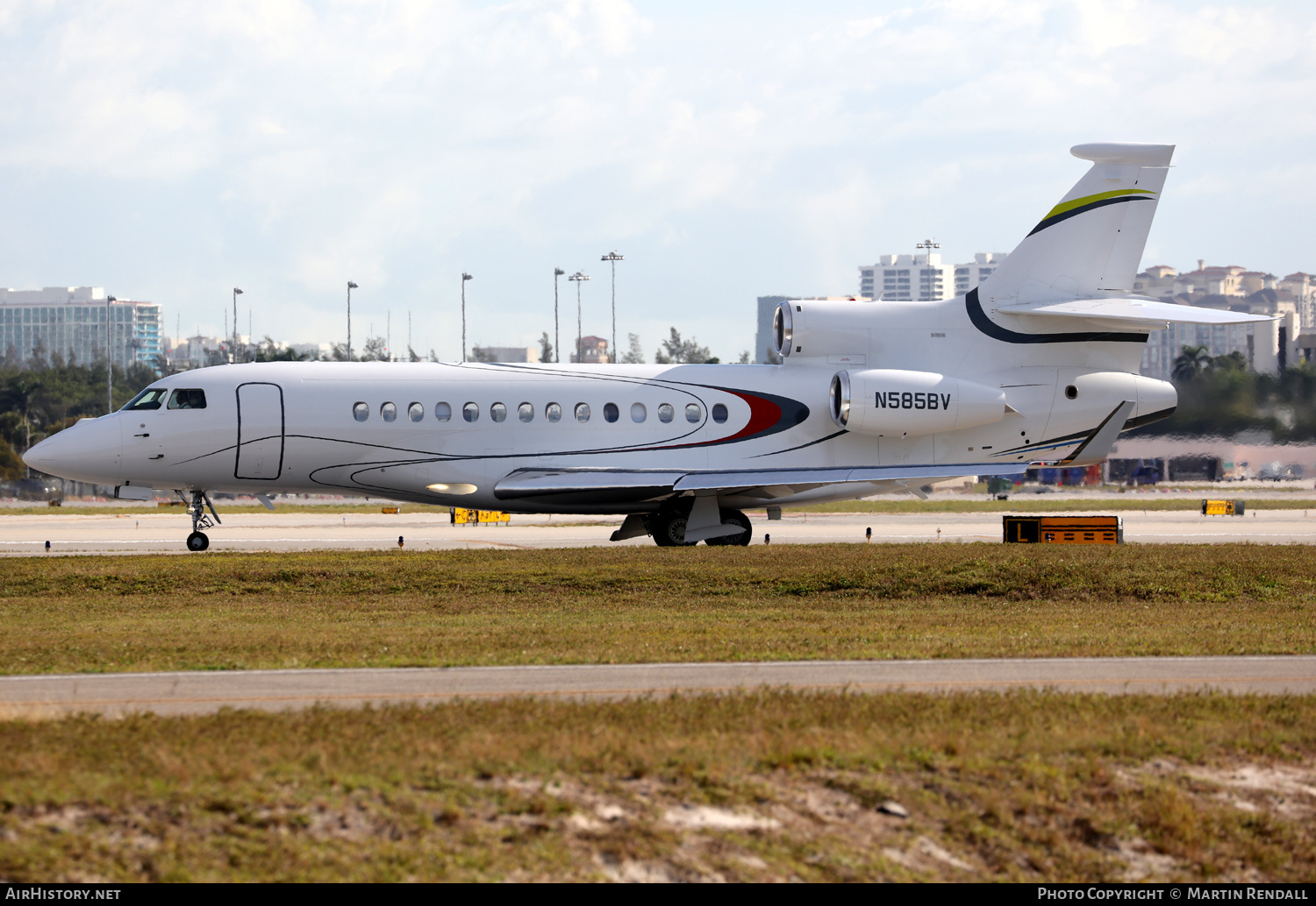 Aircraft Photo of N585BV | Dassault Falcon 7X | AirHistory.net #683674