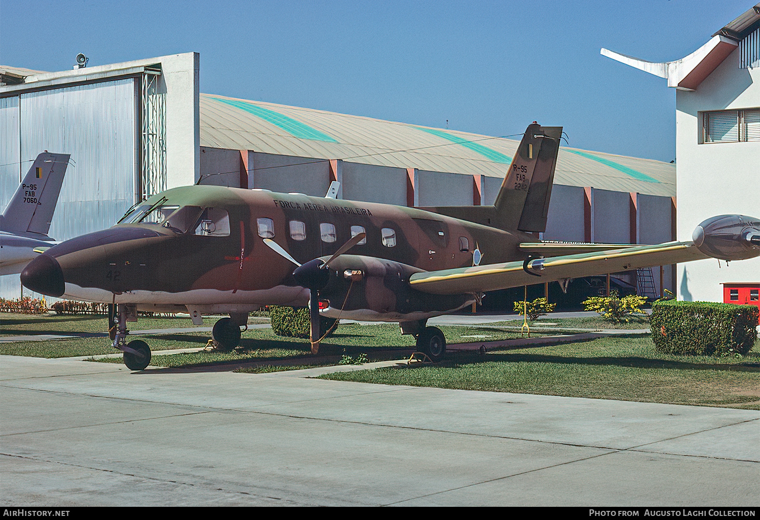 Aircraft Photo of 2242 | Embraer R-95 (EMB-110B) | Brazil - Air Force | AirHistory.net #683704