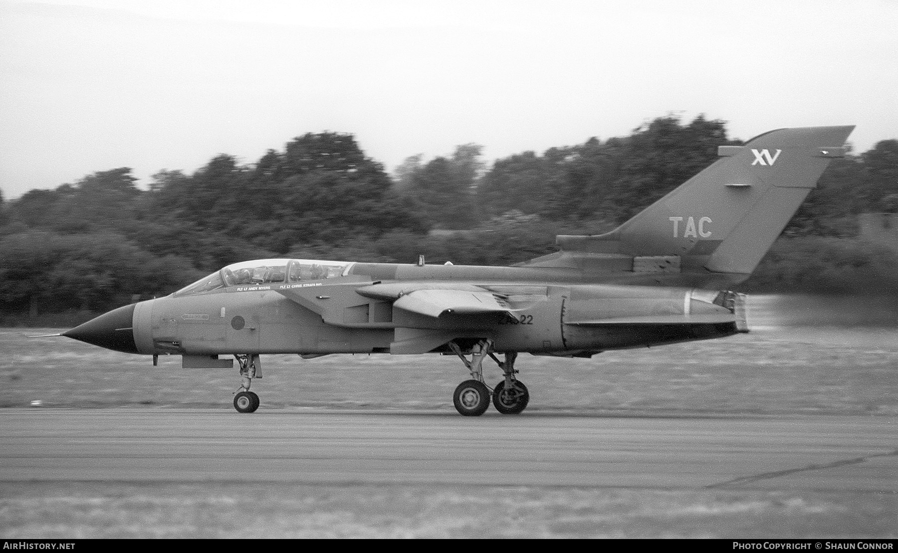 Aircraft Photo of ZA322 | Panavia Tornado GR1 | UK - Air Force | AirHistory.net #683766