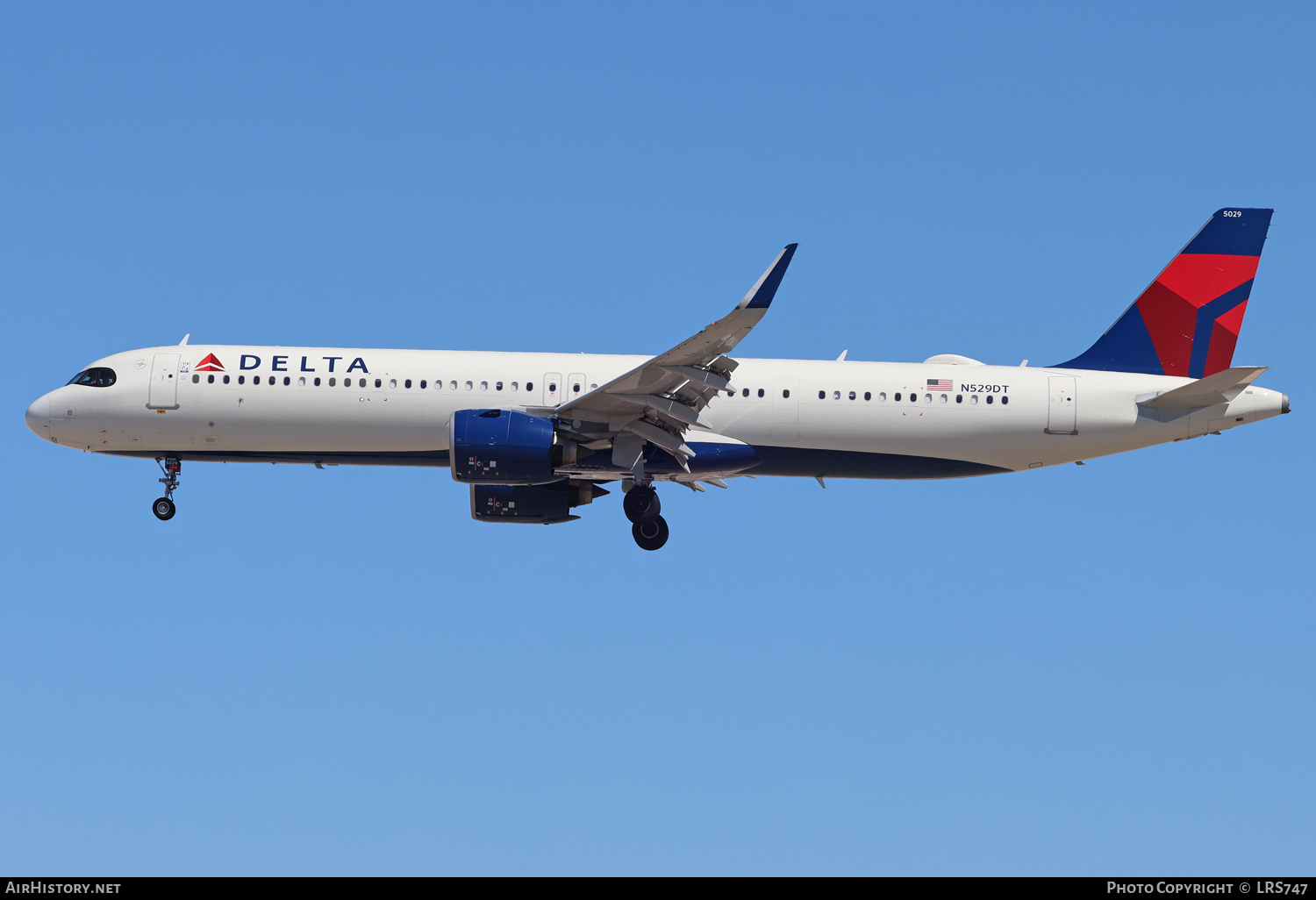 Aircraft Photo of N529DT | Airbus A321-271NX | Delta Air Lines | AirHistory.net #683786