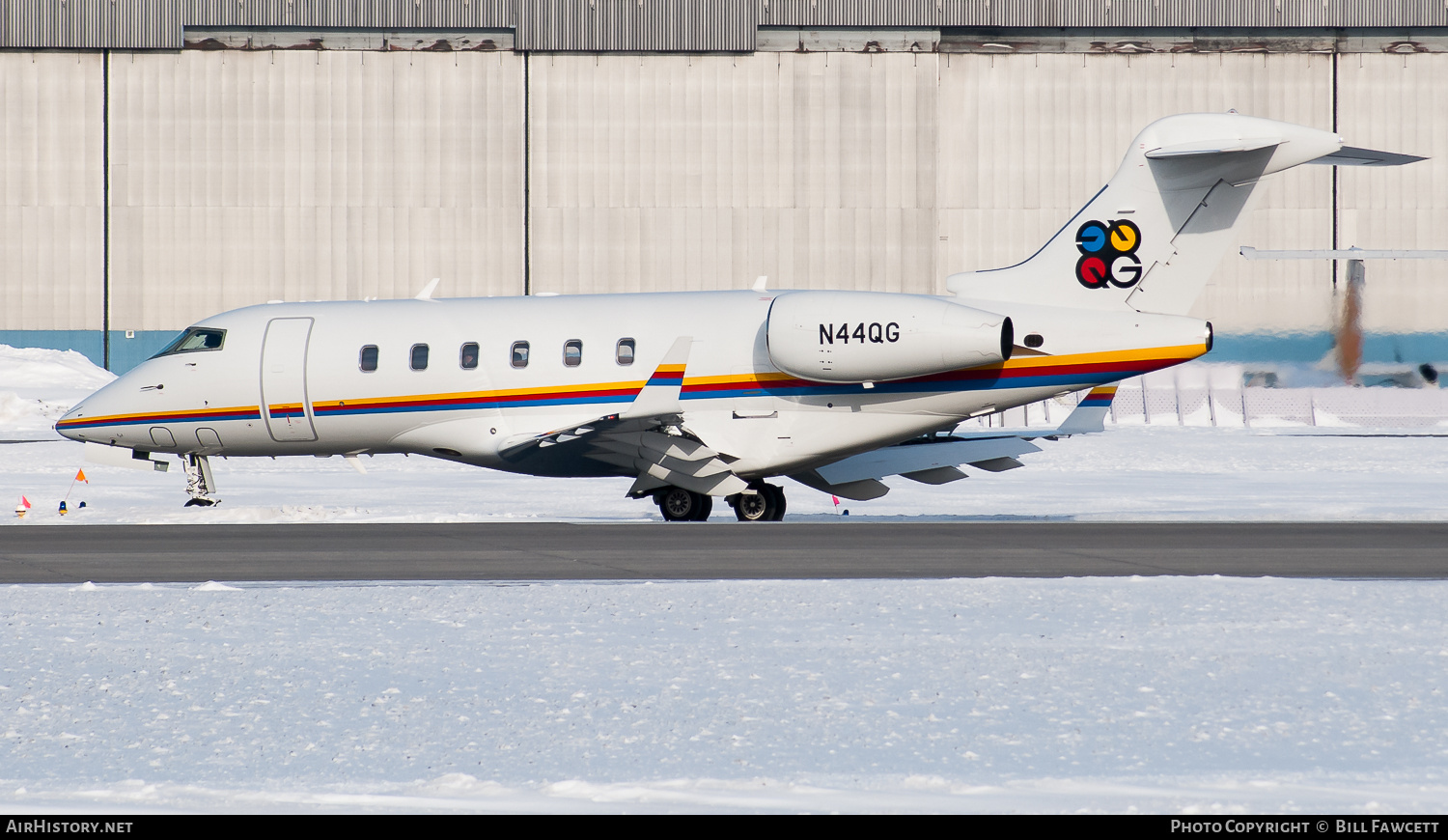 Aircraft Photo of N44QG | Bombardier Challenger 300 (BD-100-1A10) | AirHistory.net #683791