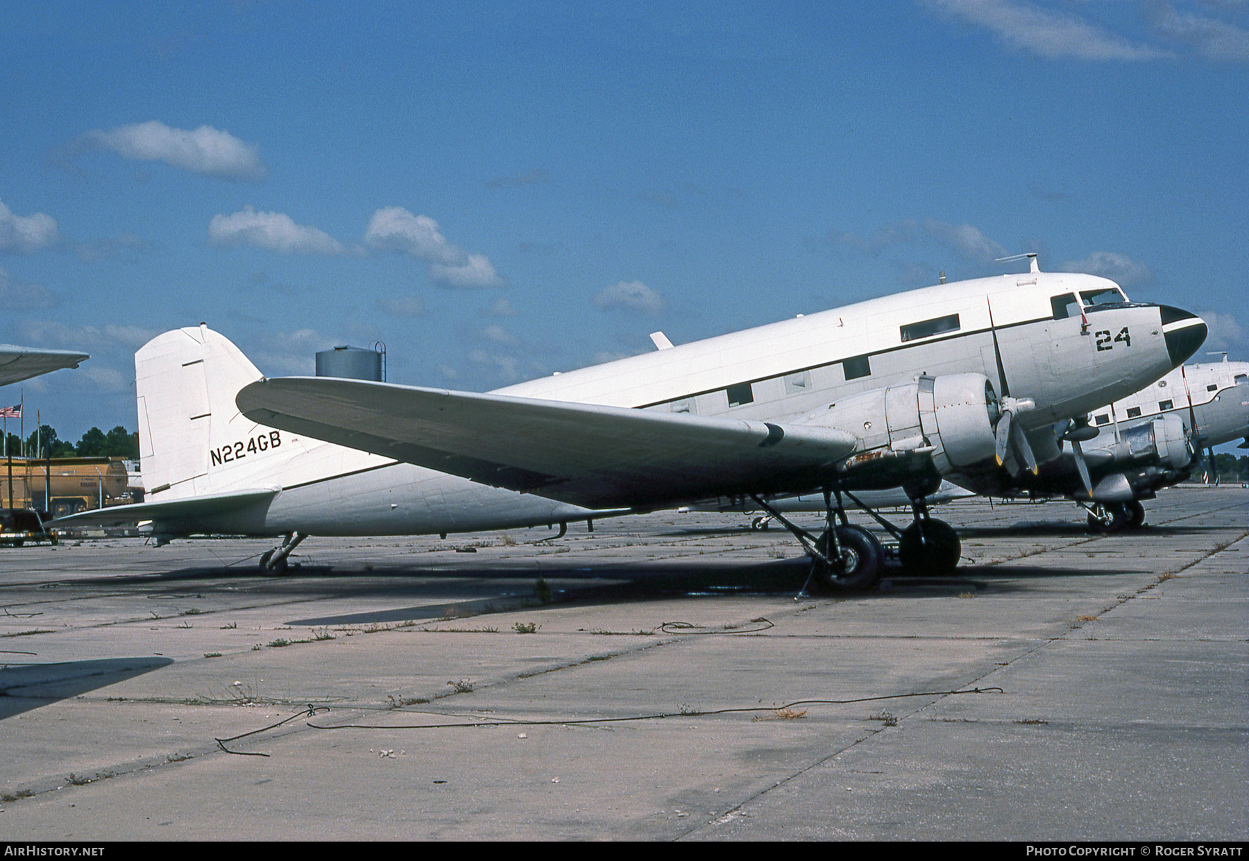 Aircraft Photo of N224GB | Douglas DC-3(C) | AirHistory.net #683811