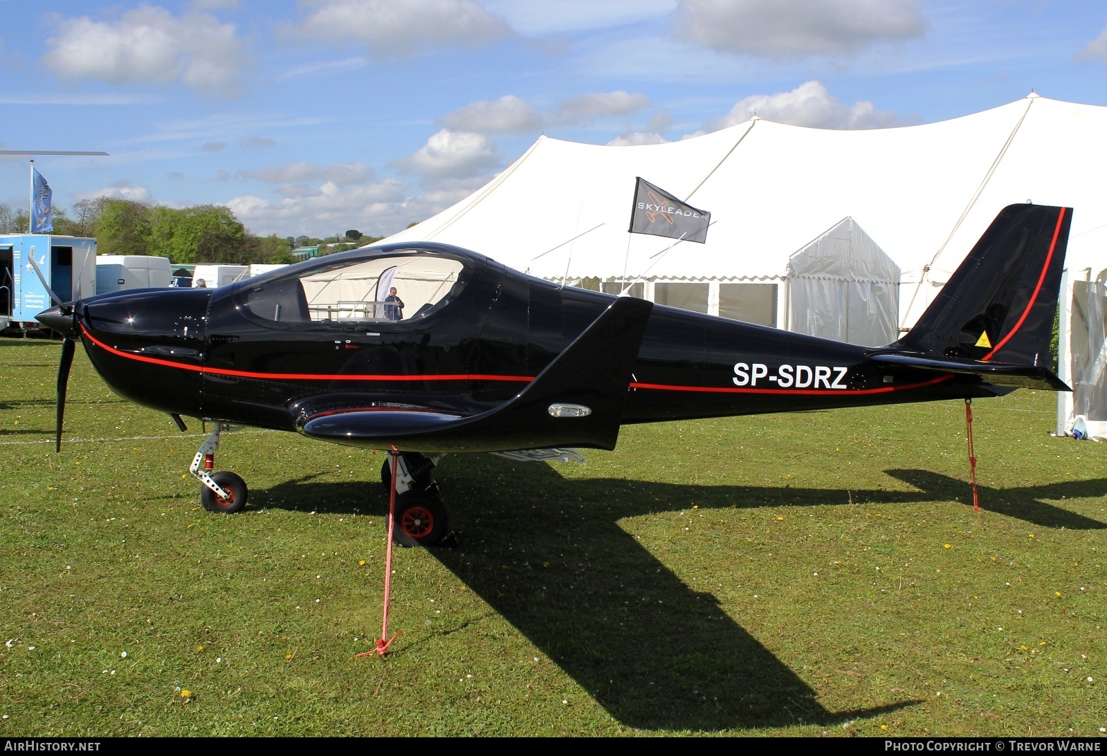 Aircraft Photo of SP-SDRZ | Jihlavan KP-5 Skyleader 600 | AirHistory.net #683943