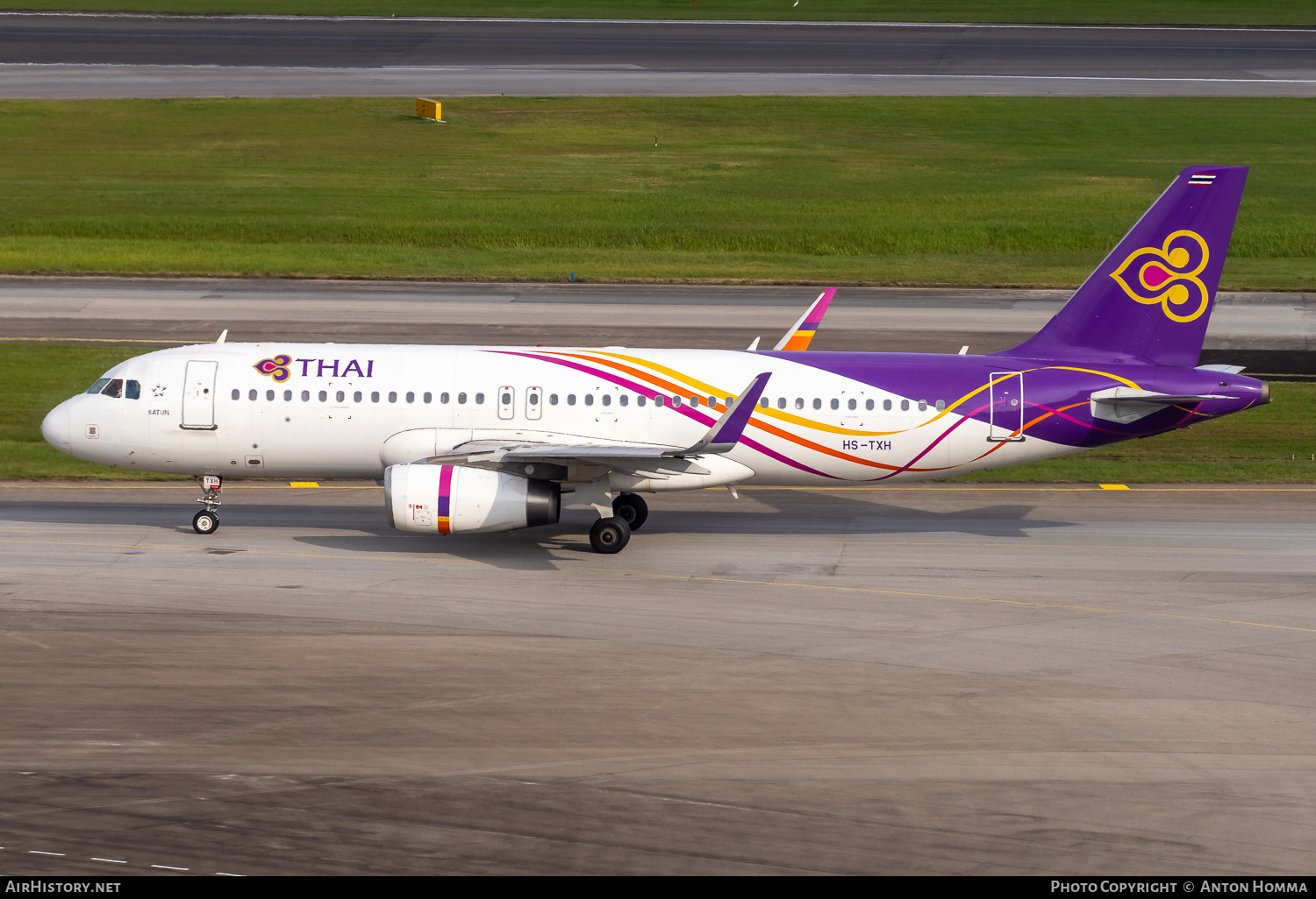 Aircraft Photo of HS-TXH | Airbus A320-232 | Thai Airways International | AirHistory.net #683956