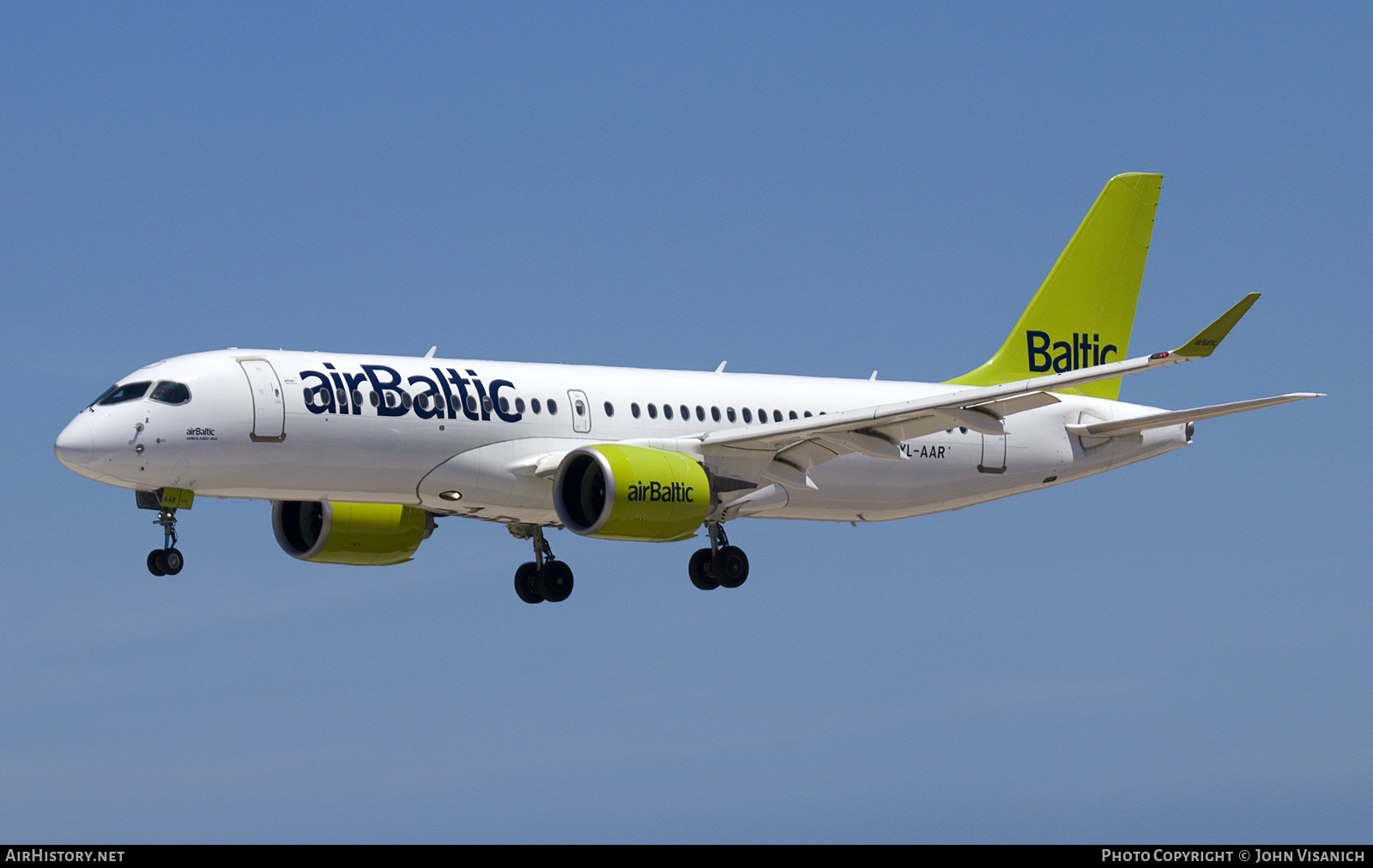 Aircraft Photo of YL-AAR | Airbus A220-371 (BD-500-1A11) | AirBaltic | AirHistory.net #684147