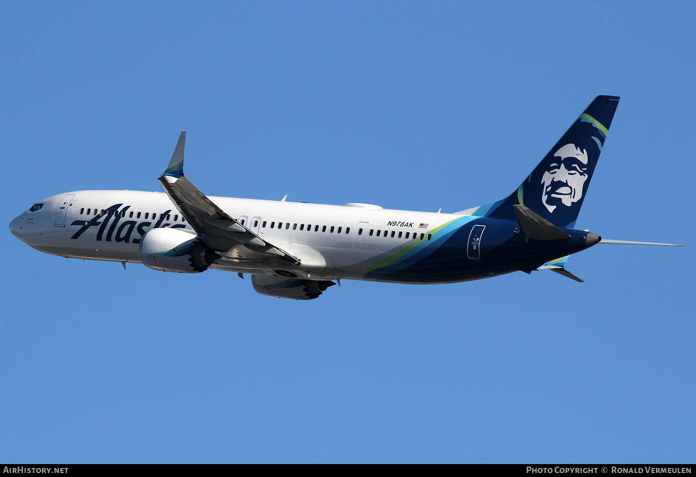 Aircraft Photo of N978AK | Boeing 737-9 Max 9 | Alaska Airlines | AirHistory.net #684168