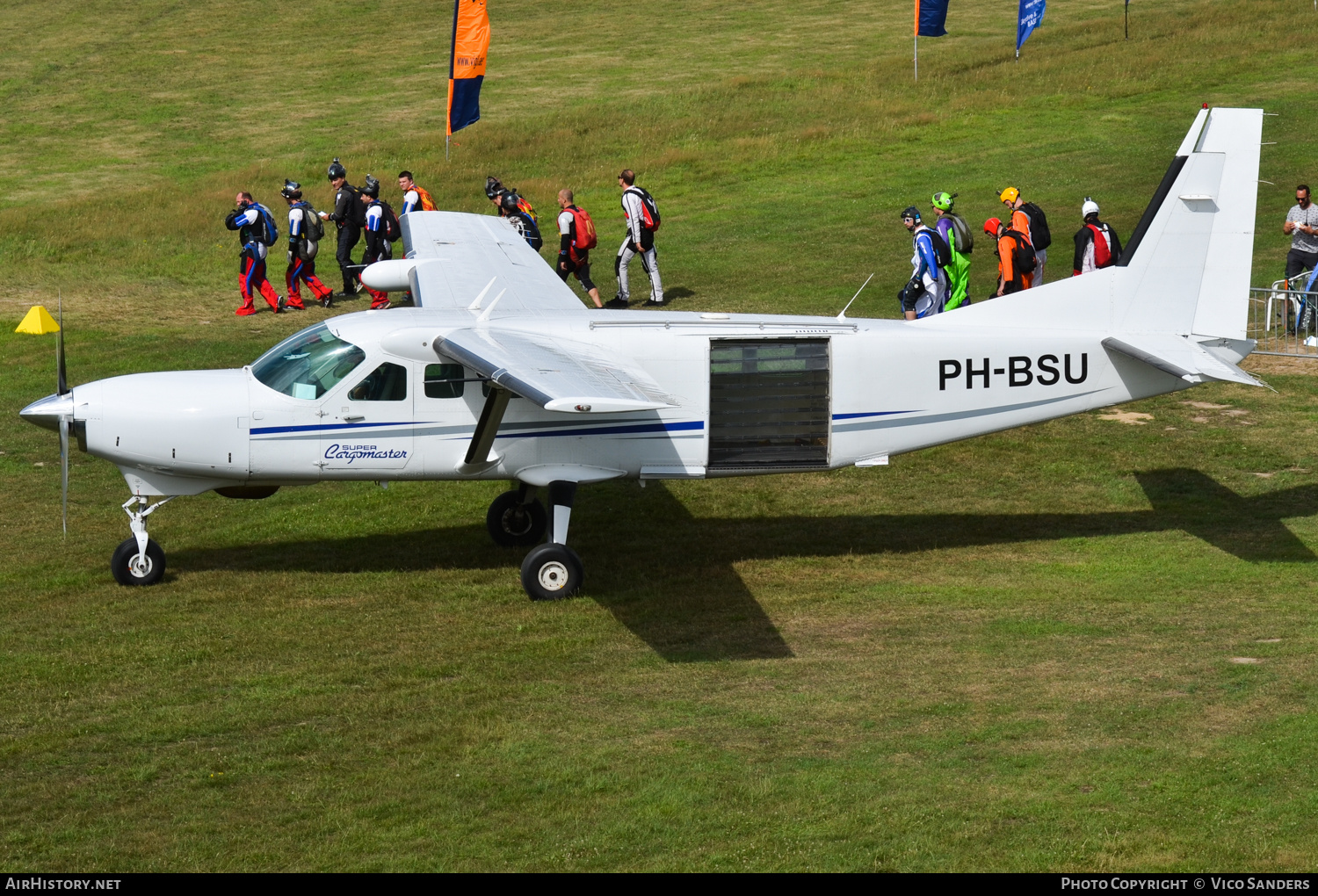 Aircraft Photo of PH-BSU | Cessna 208B Super Cargomaster | AirHistory.net #684207