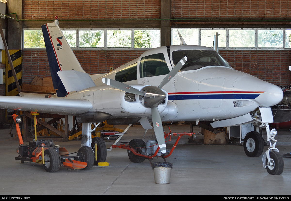 Aircraft Photo of 542 / CX-DAC / FAU-542 | Cessna 310F | Uruguay - Air Force | AirHistory.net #684328