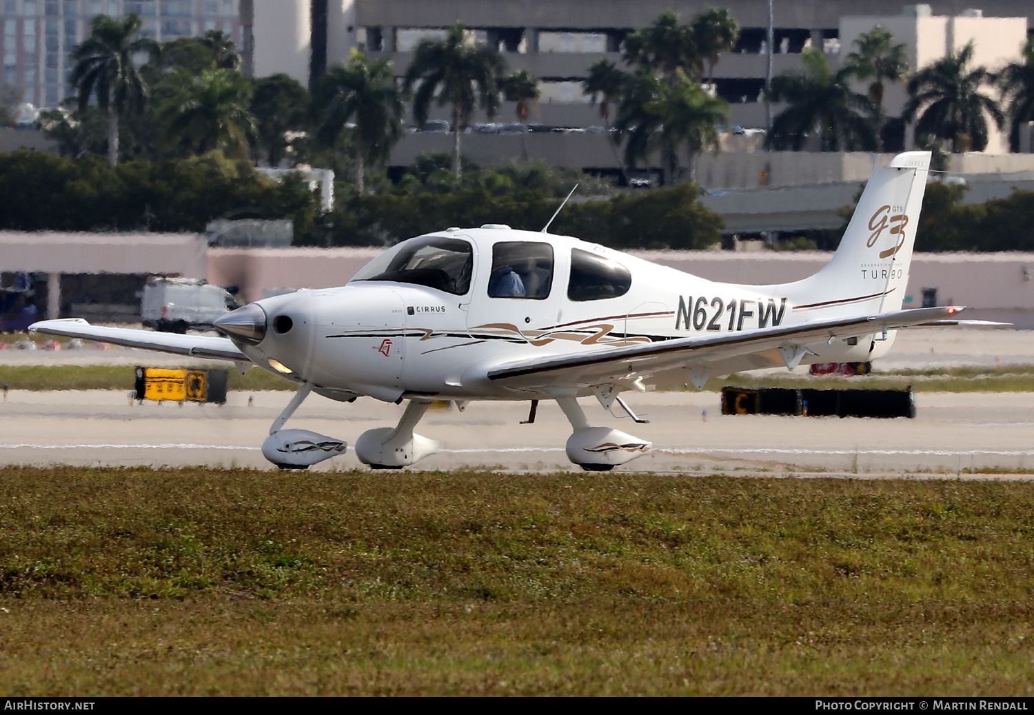 Aircraft Photo of N621FW | Cirrus SR-22 G3-GTS Turbo | AirHistory.net #684567