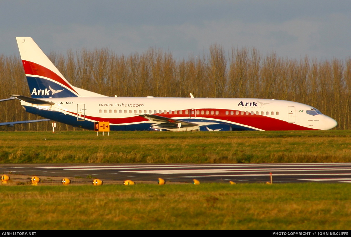 Aircraft Photo of 5N-MJA | Boeing 737-322 | Arik Air | AirHistory.net #684574