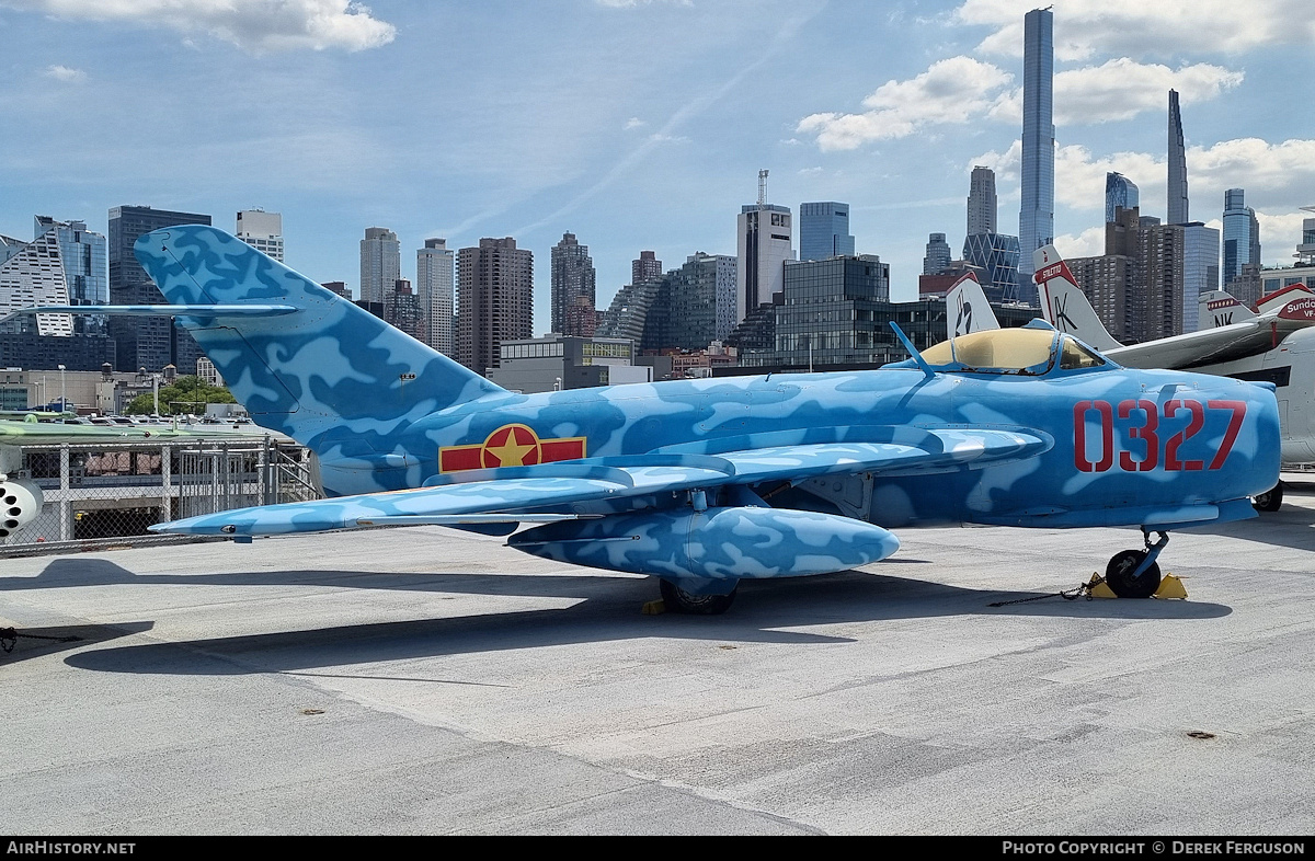 Aircraft Photo of 0327 | PZL-Mielec Lim-5 (MiG-17F) | Vietnam - Air Force | AirHistory.net #684579
