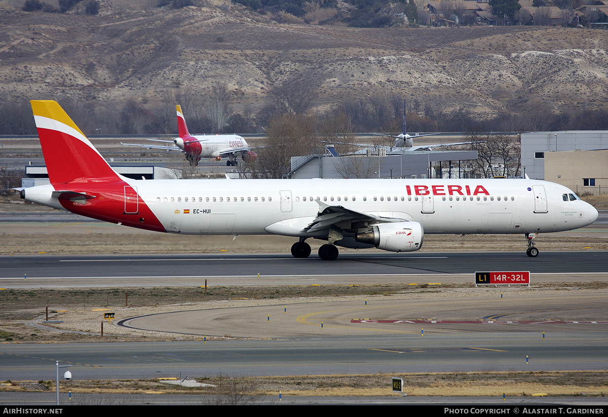 Aircraft Photo of EC-HUI | Airbus A321-212 | Iberia | AirHistory.net #684629