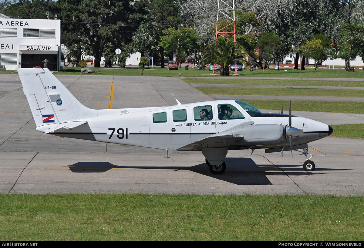 Aircraft Photo of 791 | Raytheon UB-58 Baron | Uruguay - Air Force | AirHistory.net #684640