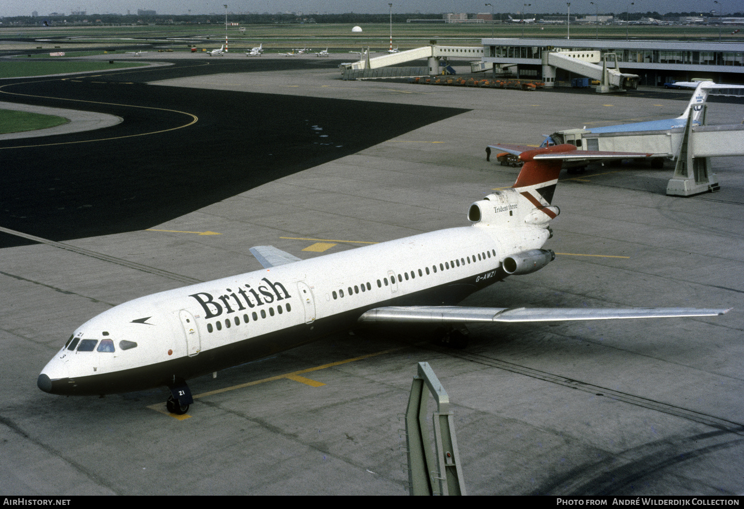 Aircraft Photo of G-AWZI | Hawker Siddeley HS-121 Trident 3B | British Airways | AirHistory.net #684658