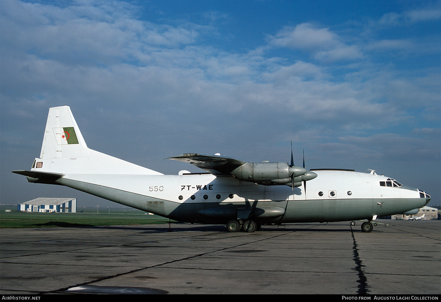 Aircraft Photo of 7T-WAE / 550 | Antonov An-12 | Algeria - Air Force | AirHistory.net #684660