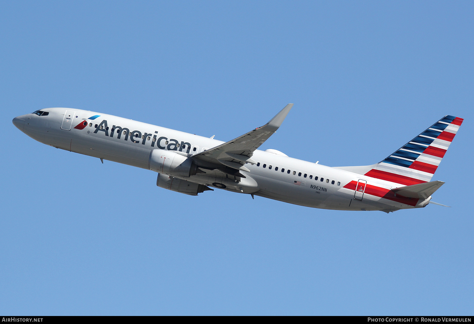 Aircraft Photo of N962NN | Boeing 737-823 | American Airlines | AirHistory.net #684717