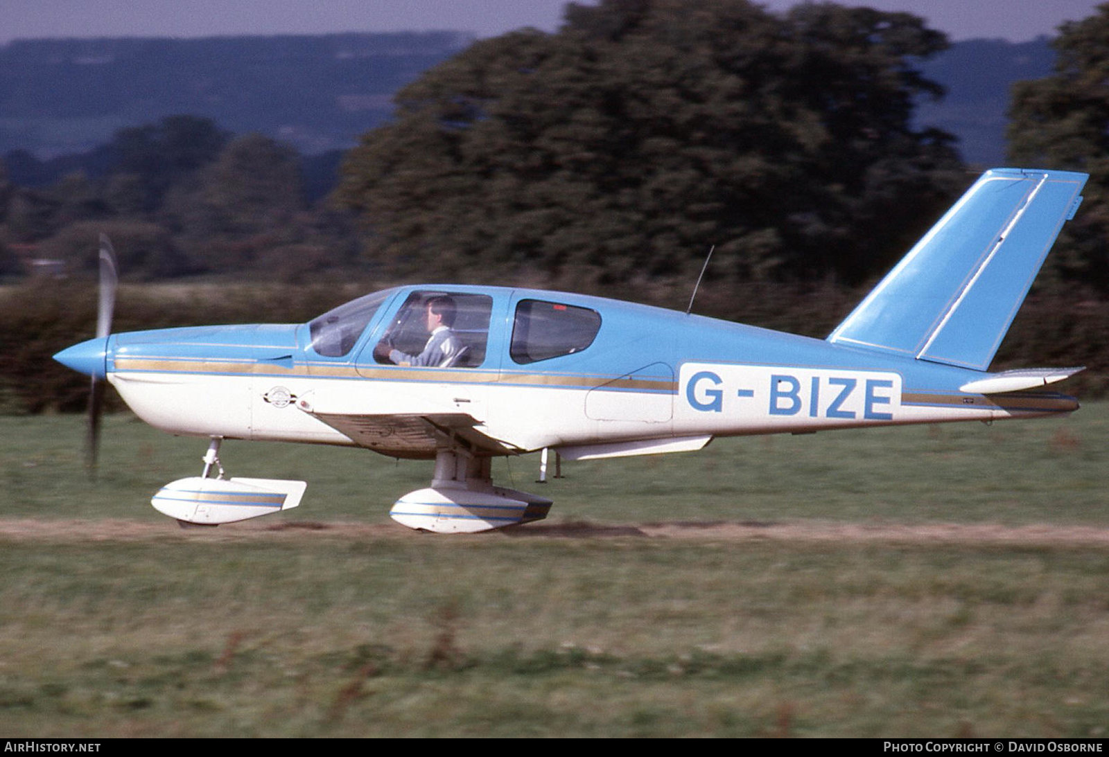 Aircraft Photo of G-BIZE | Socata TB-9 Tampico | AirHistory.net #684726