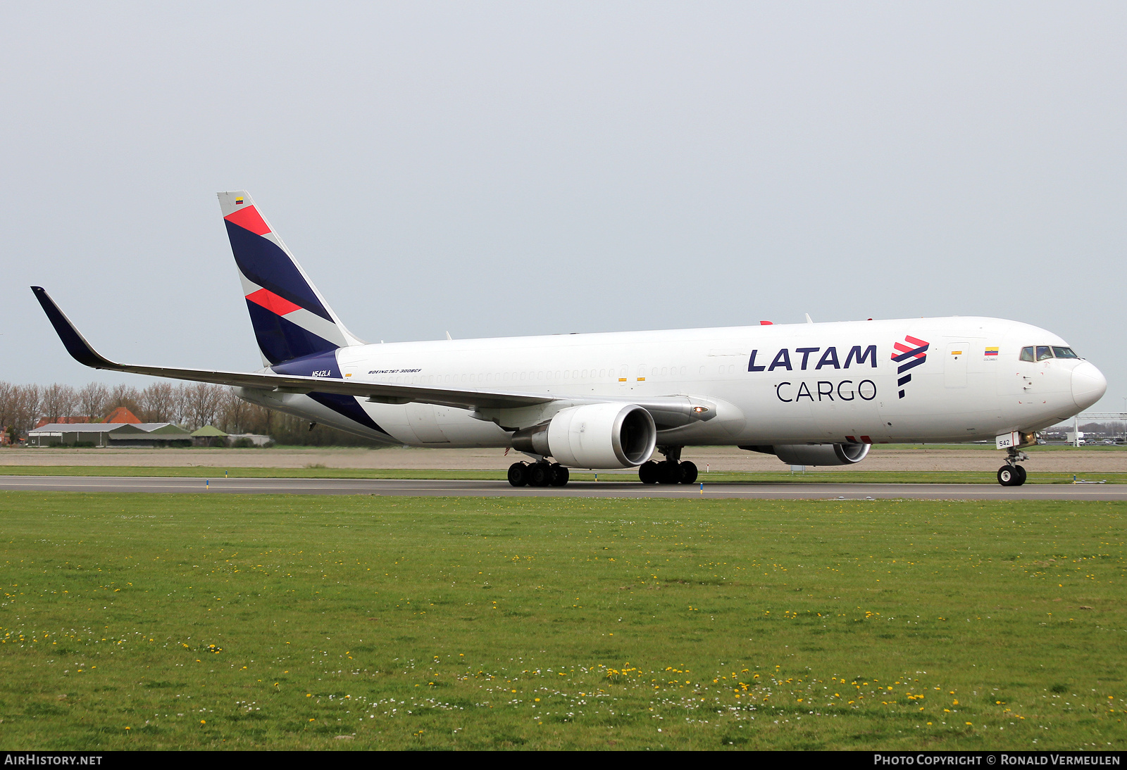 Aircraft Photo of N542LA | Boeing 767-316/ER(BCF) | LATAM Cargo | AirHistory.net #684769
