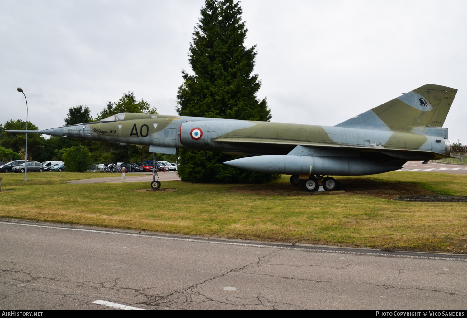 Aircraft Photo of 16 | Dassault Mirage IVA | France - Air Force | AirHistory.net #684788