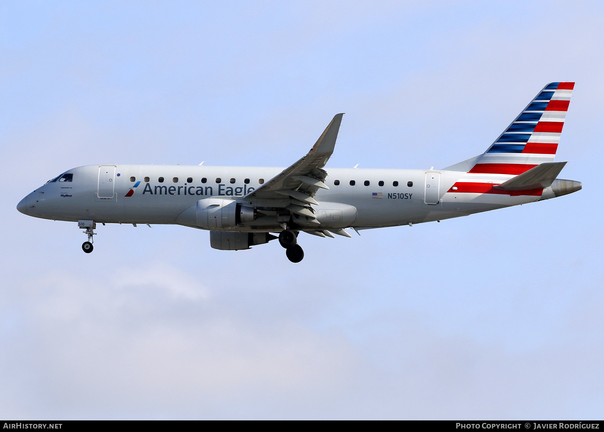 Aircraft Photo of N510SY | Embraer 175LR (ERJ-170-200LR) | American Eagle | AirHistory.net #684819