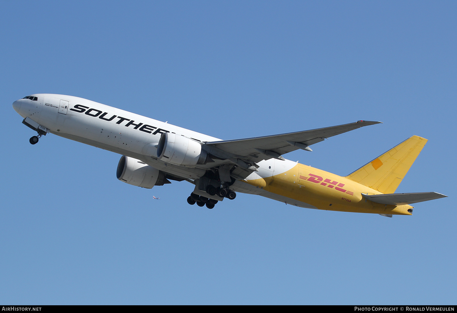 Aircraft Photo of N774SA | Boeing 777-FZB | DHL International | AirHistory.net #684866