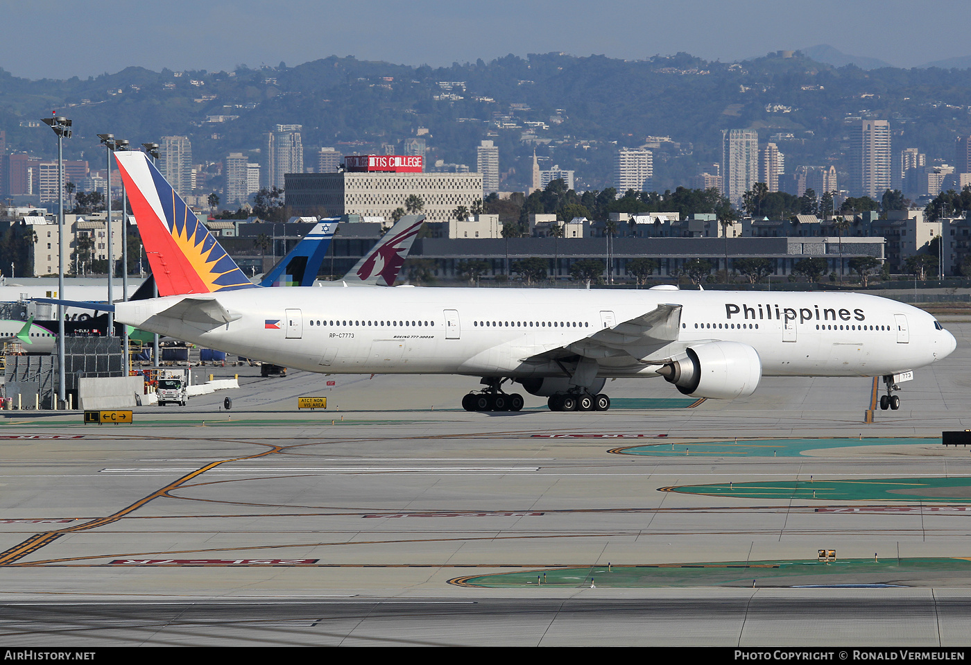 Aircraft Photo of RP-C7773 | Boeing 777-3F6/ER | Philippine Airlines | AirHistory.net #684871