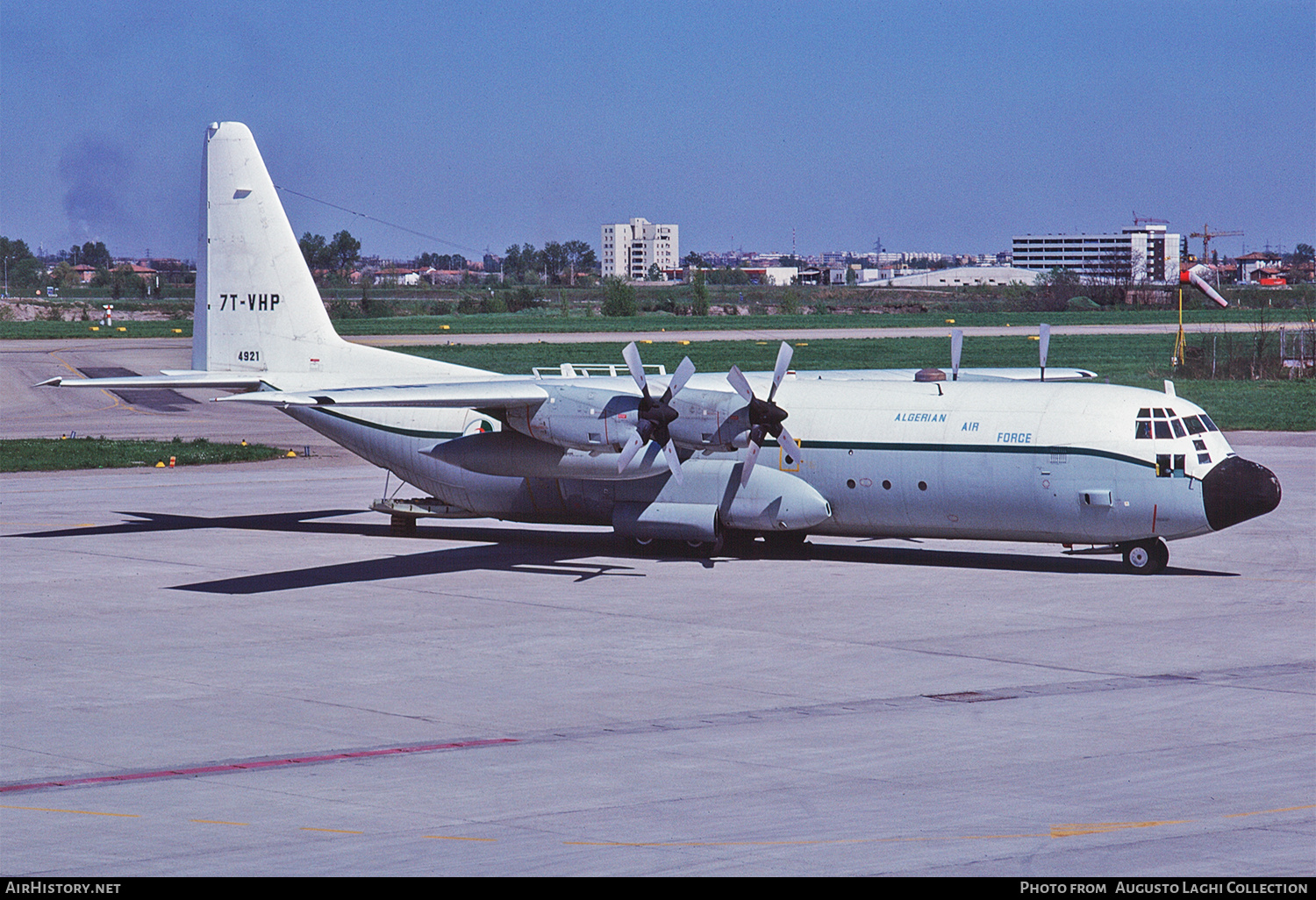 Aircraft Photo of 7T-VHP / 4921 | Lockheed C-130H-30 Hercules (L-382) | Algeria - Air Force | AirHistory.net #684873