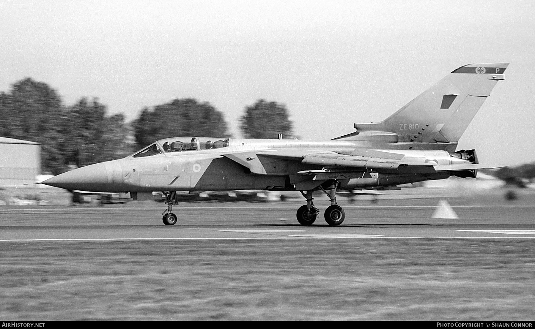 Aircraft Photo of ZE810 | Panavia Tornado F3 | UK - Air Force | AirHistory.net #684936