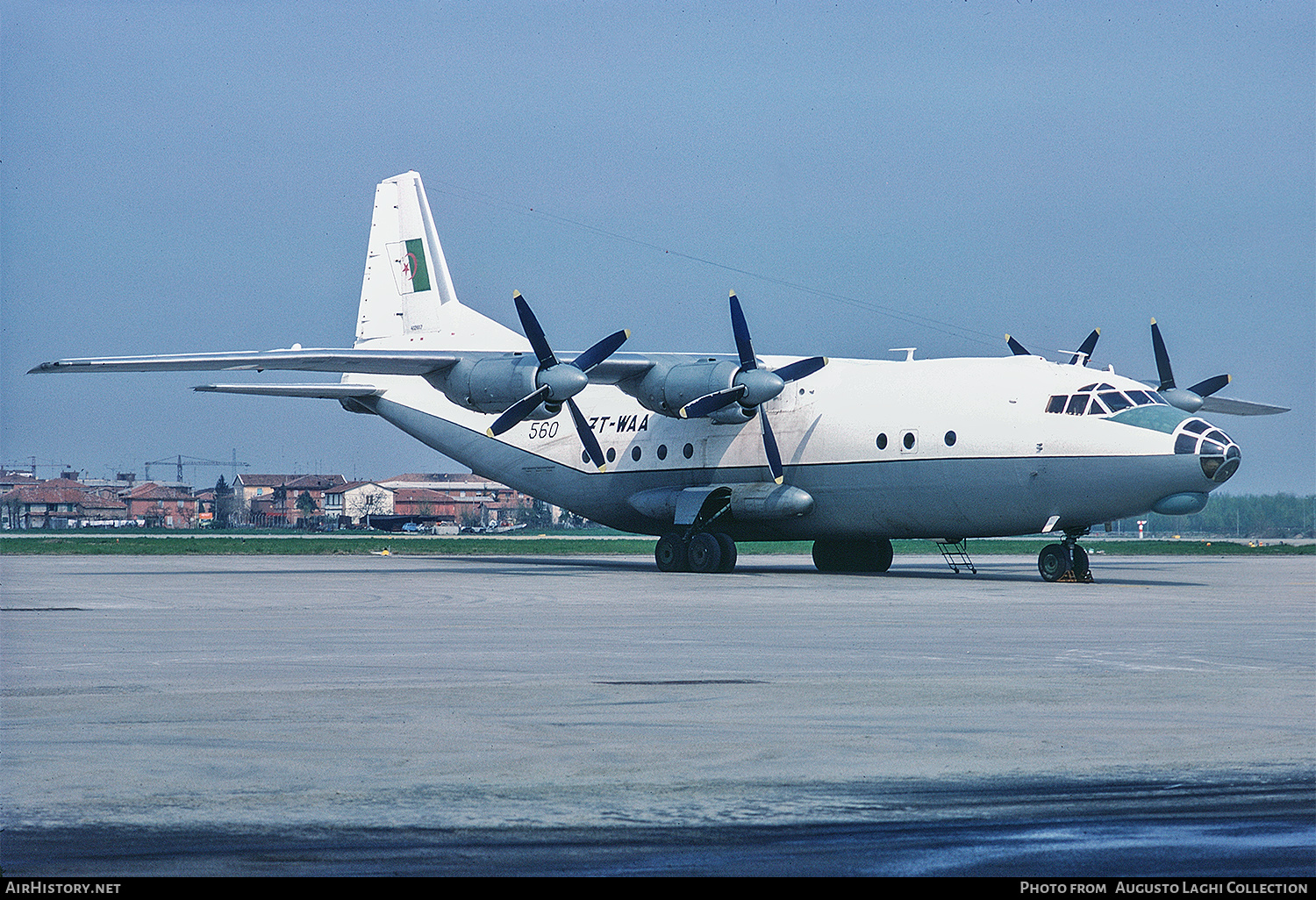 Aircraft Photo of 7T-WAA / 560 | Antonov An-12 | Algeria - Air Force | AirHistory.net #684960