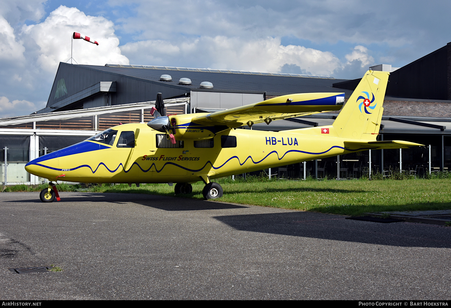 Aircraft Photo of HB-LUA | Vulcanair P.68B | Swiss Flight Services | AirHistory.net #684982