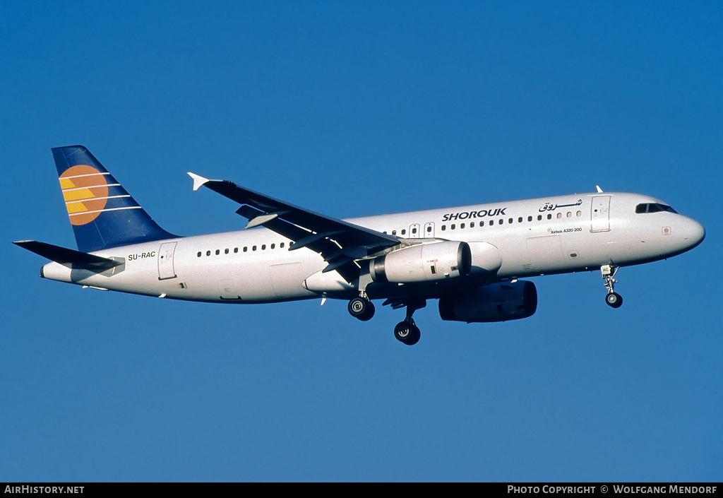 Aircraft Photo of SU-RAC | Airbus A320-231 | Shorouk Air | AirHistory.net #684996