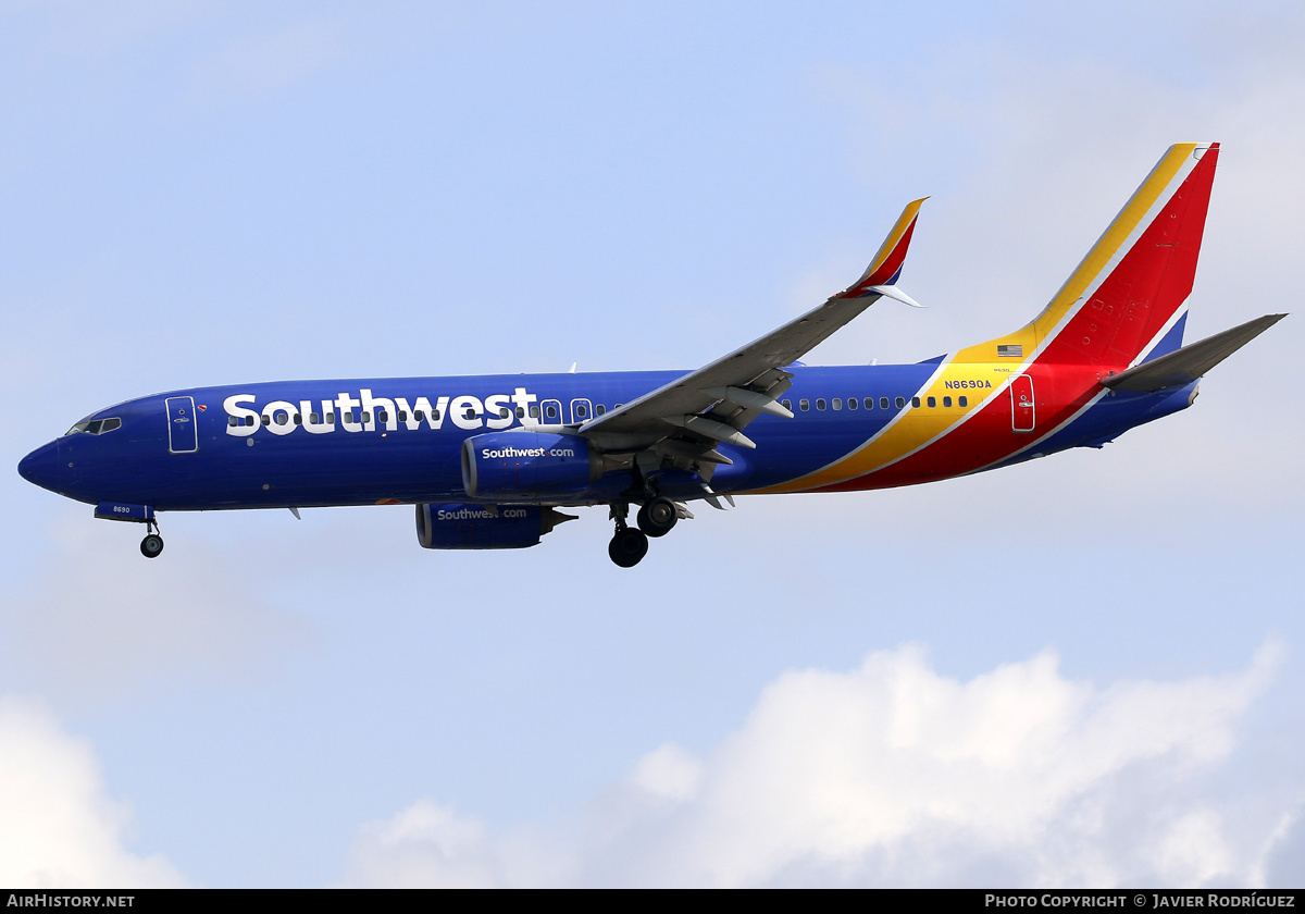 Aircraft Photo of N8690A | Boeing 737-8H4 | Southwest Airlines | AirHistory.net #685051