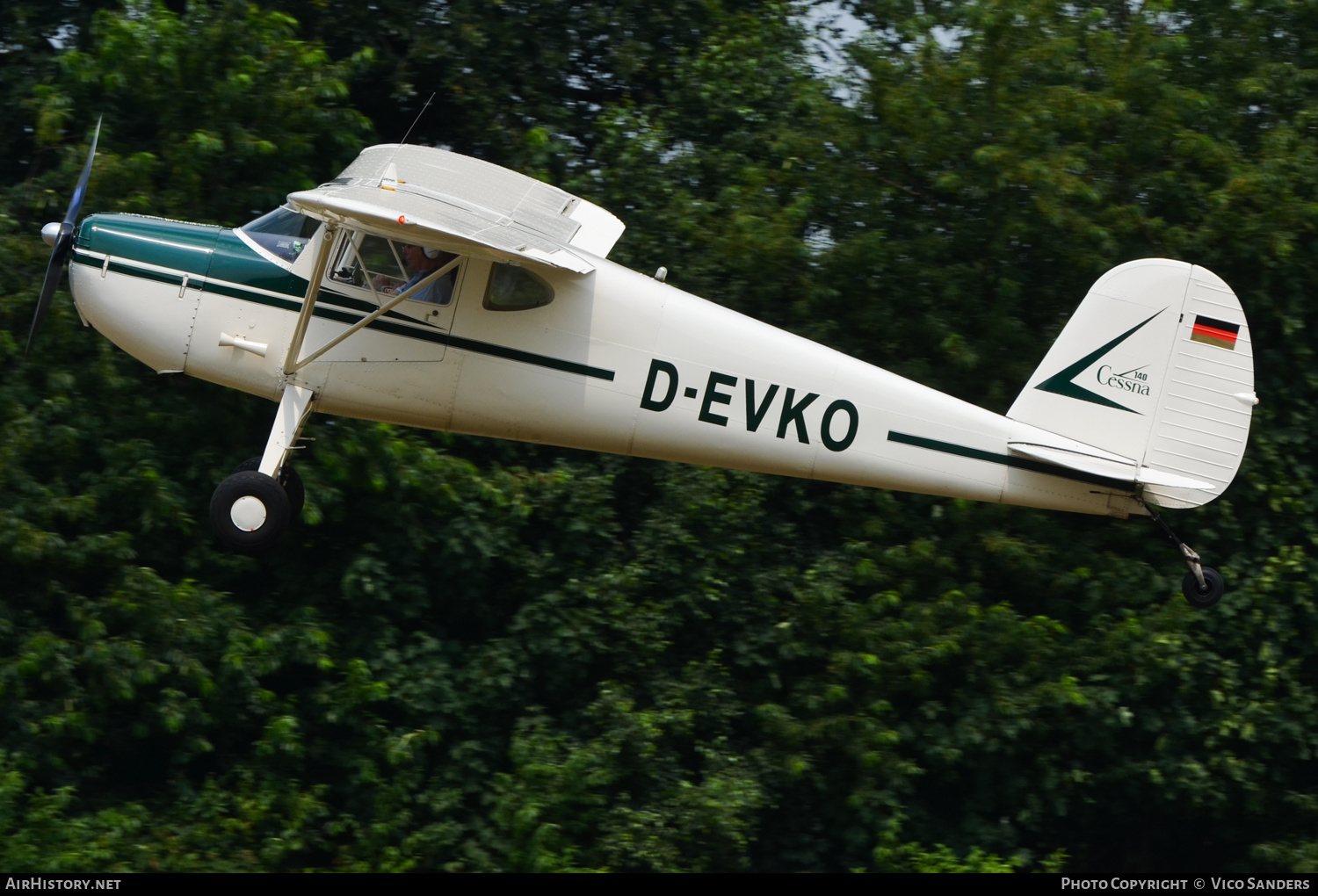 Aircraft Photo of D-EVKO | Cessna 140 | AirHistory.net #685105