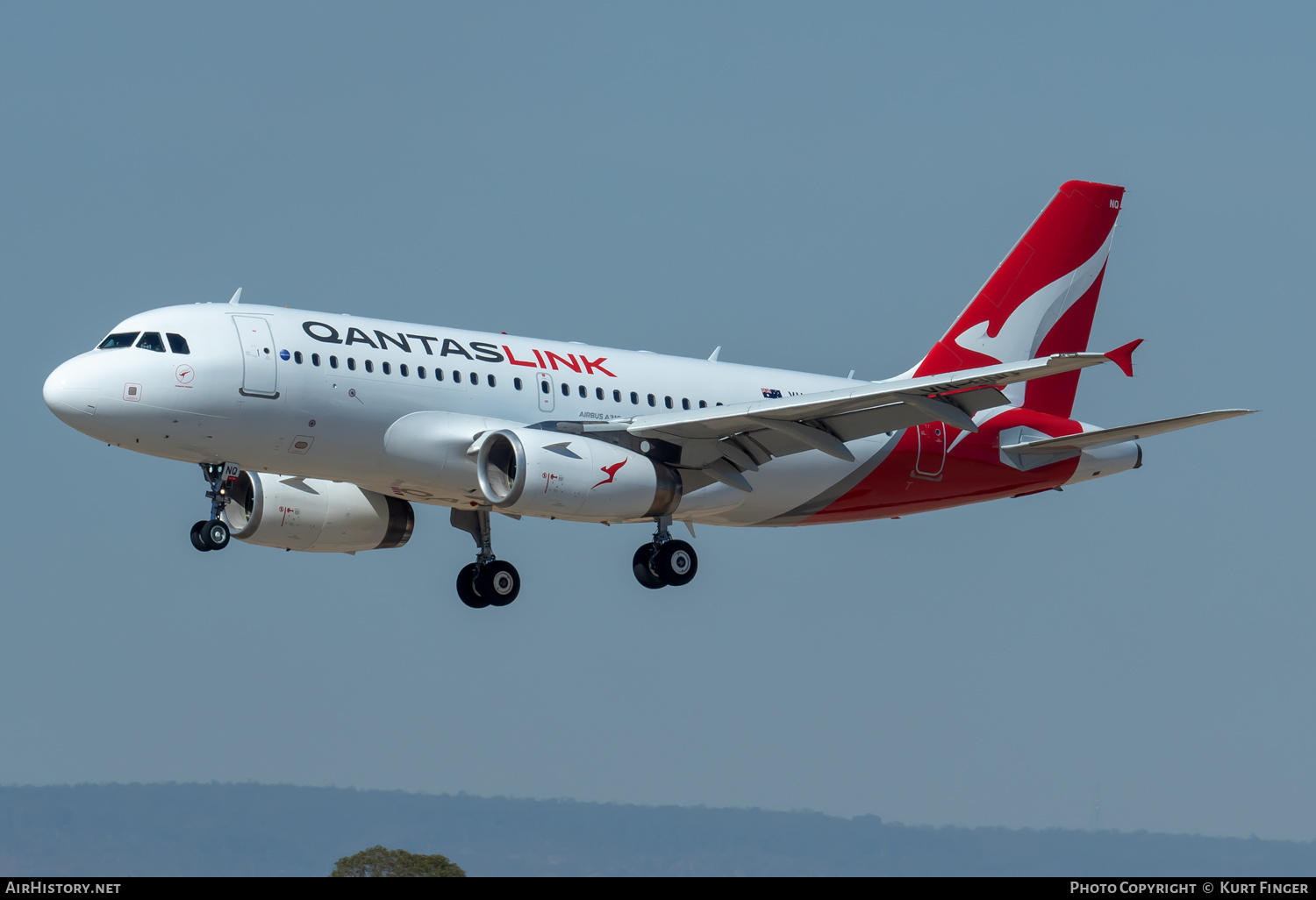 Aircraft Photo of VH-8NQ | Airbus A319-132 | QantasLink | AirHistory.net #685124