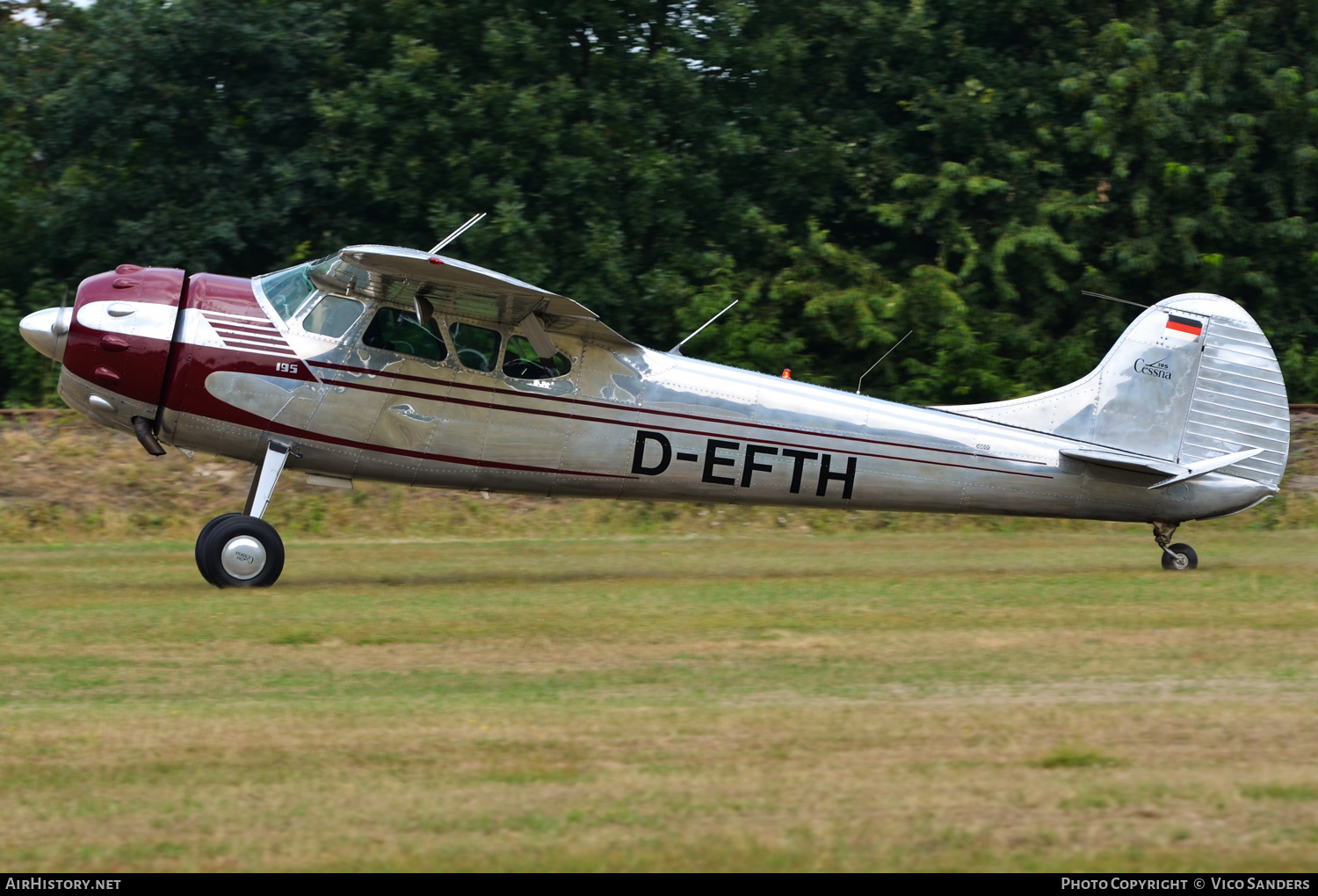 Aircraft Photo of D-EFTH | Cessna 195B | AirHistory.net #685191
